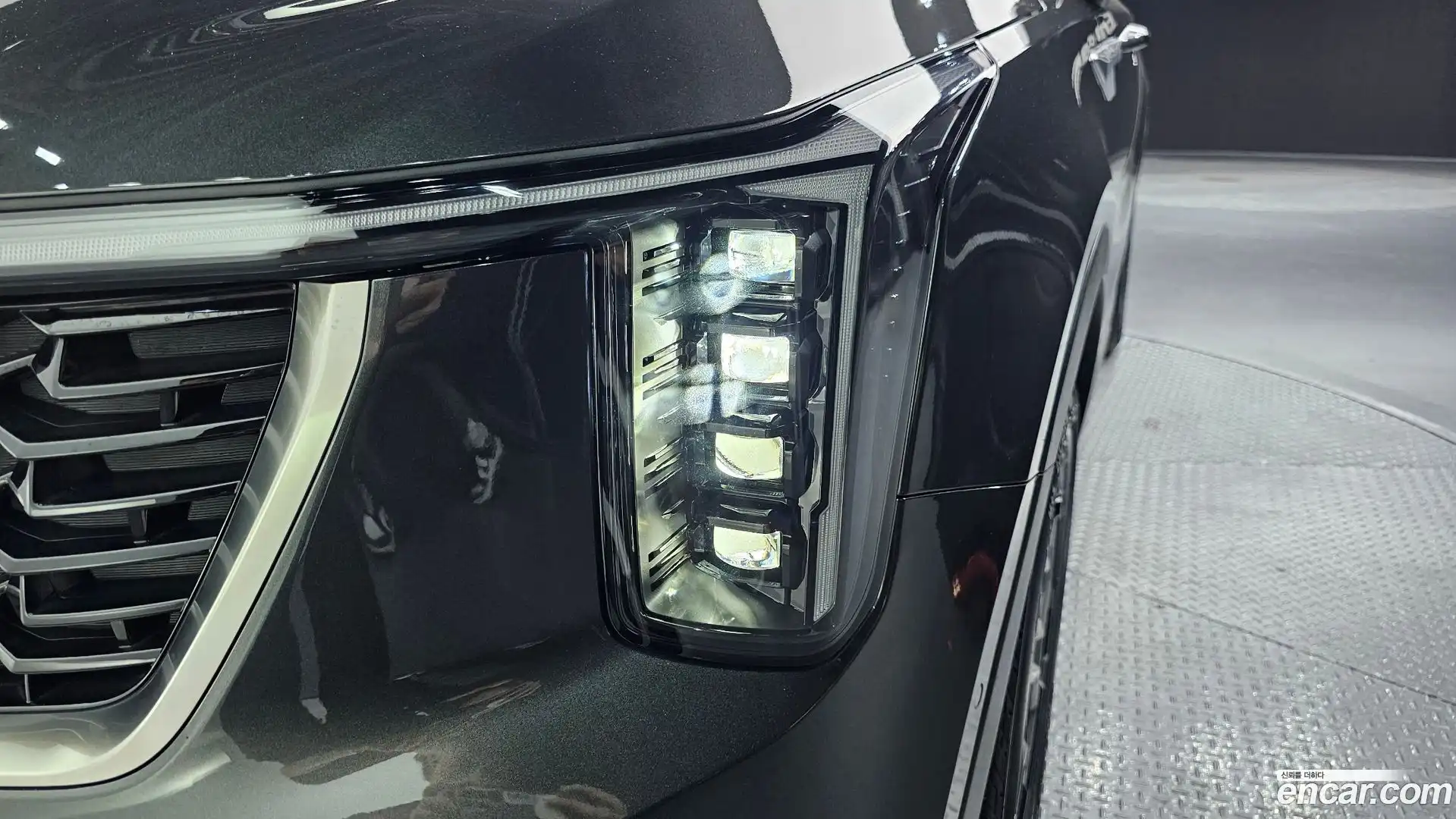 Sorento Kia 2024.0-OUTER-032