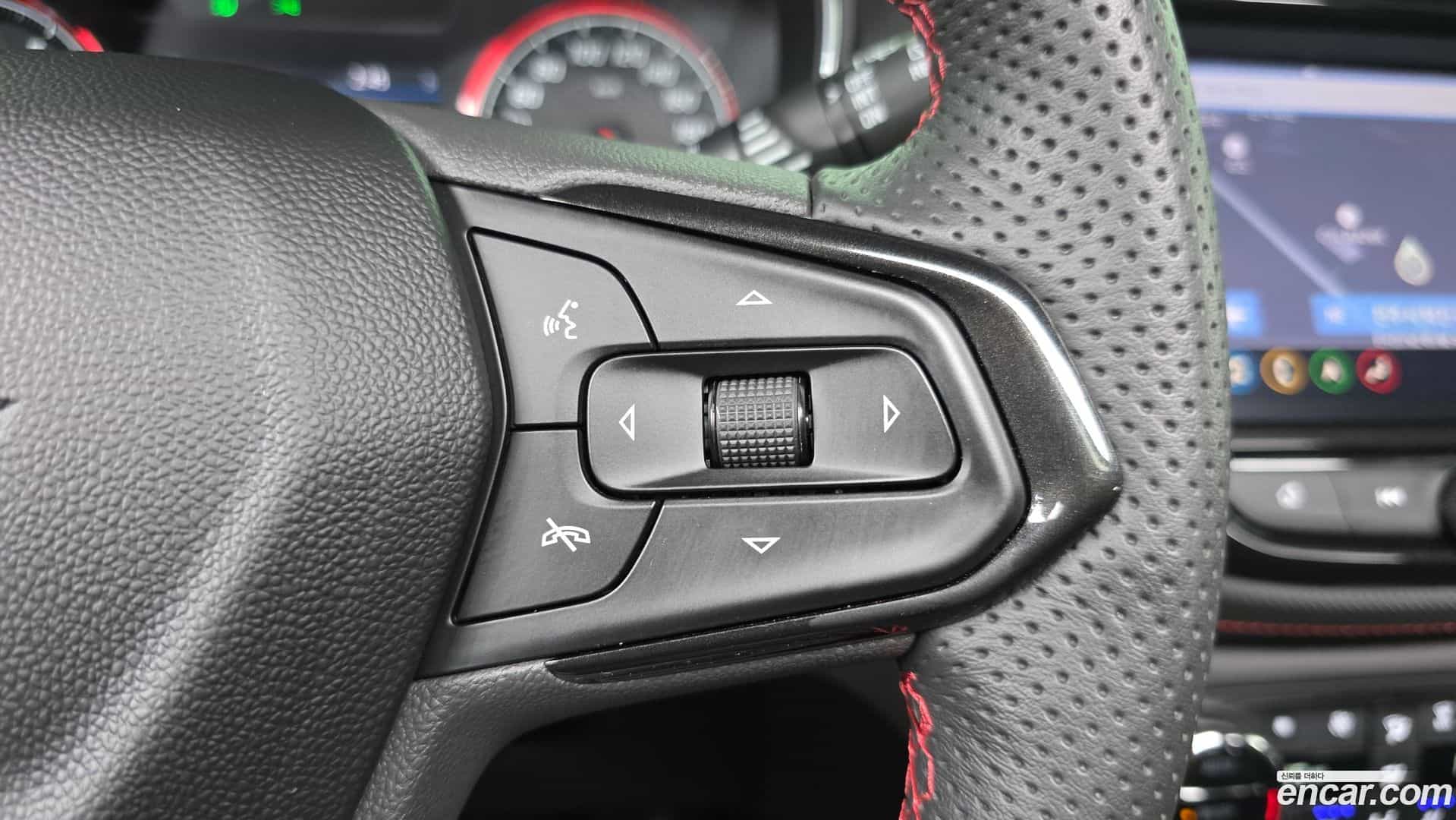 Trailblazer Chevrolet 2023.3-OPTION-040
