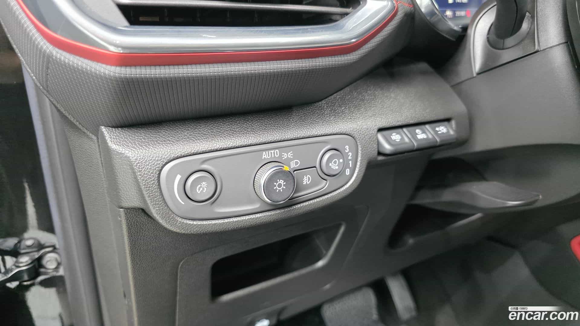 Trailblazer Chevrolet 2023.3-OPTION-043