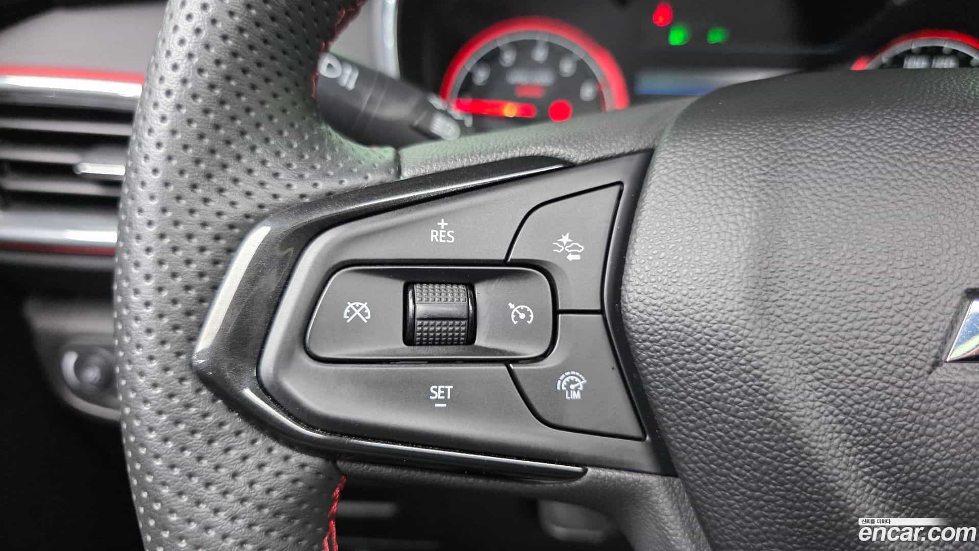 Trailblazer Chevrolet 2023.3-OPTION-046