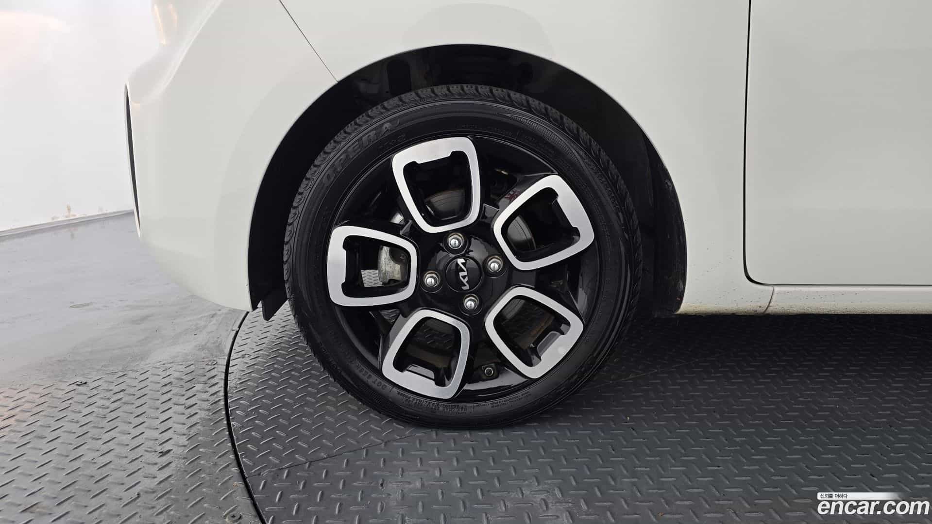 RAY Kia 2022.0-OUTER-005