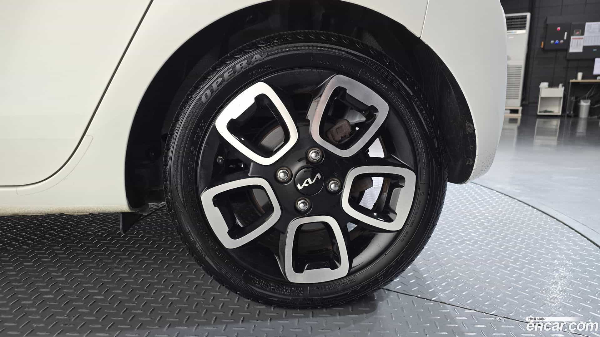 RAY Kia 2022.0-OUTER-031