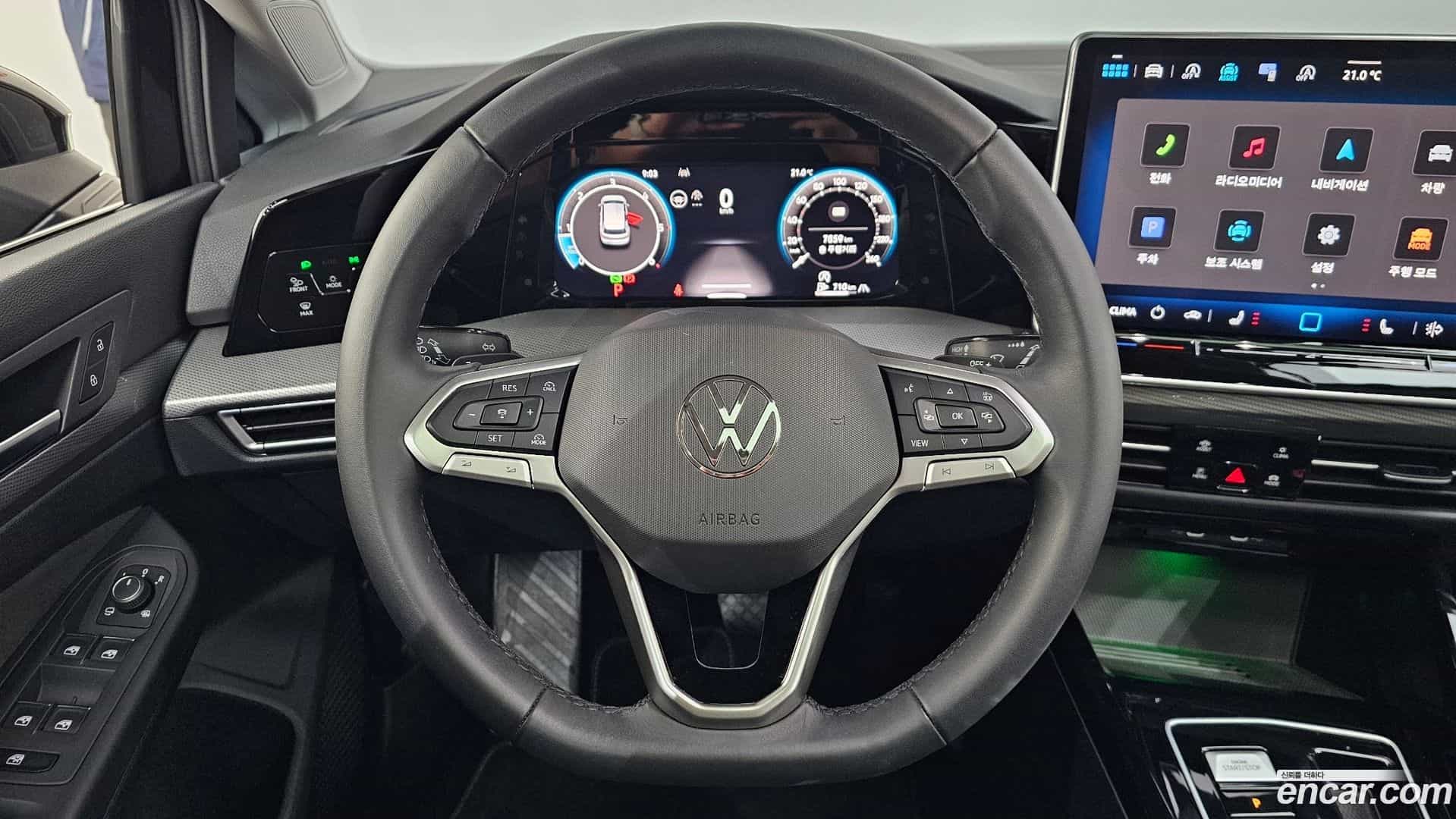 Golf Volkswagen 2025.2-OPTION-016