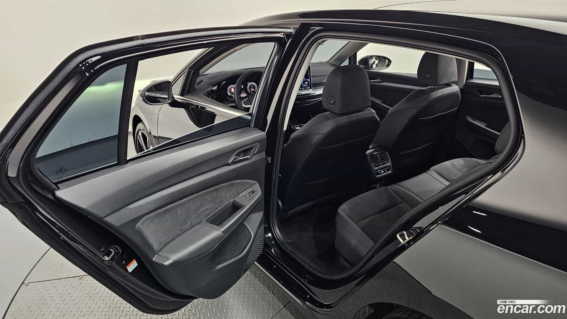 Golf Volkswagen 2025.2-OPTION-023