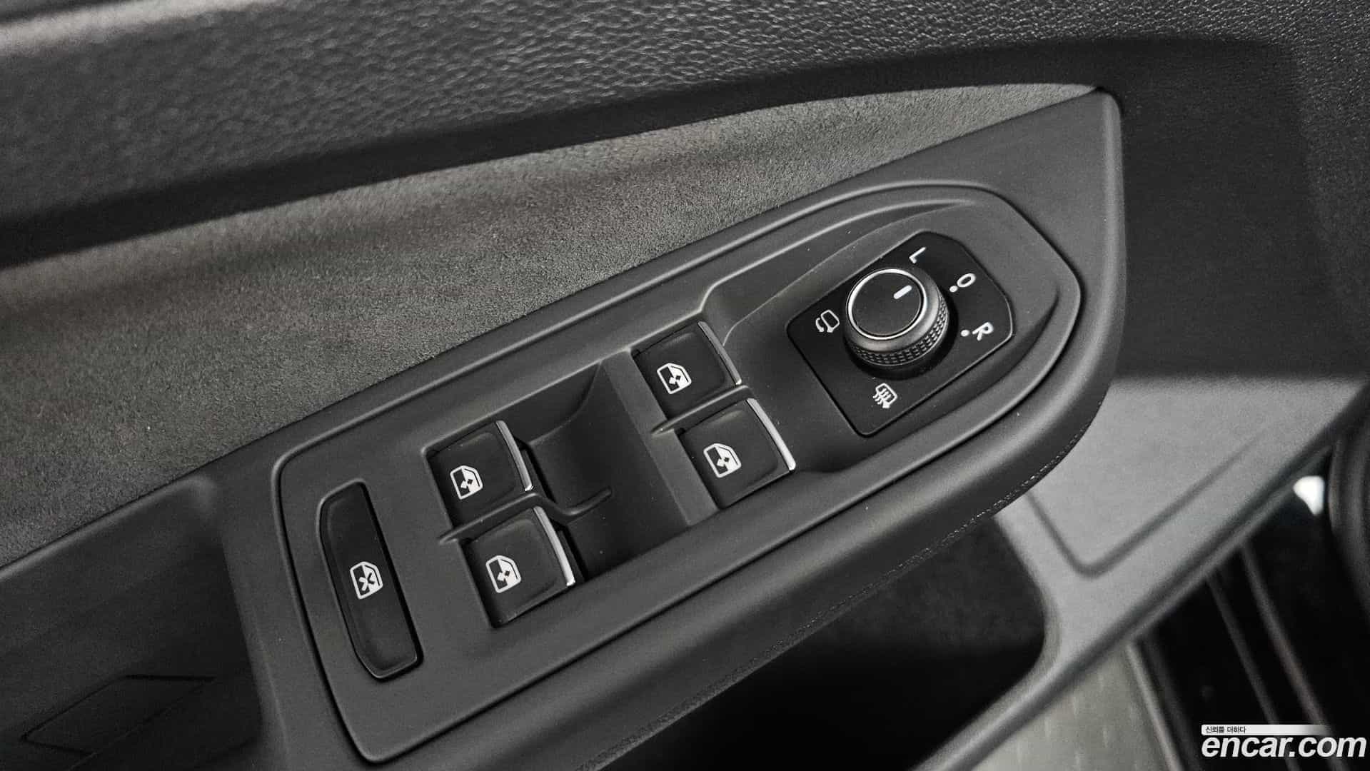 Golf Volkswagen 2025.2-OPTION-042