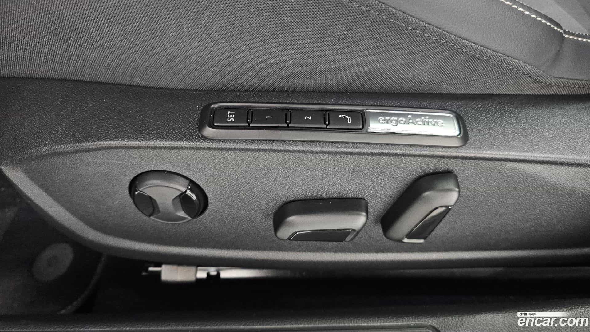 Golf Volkswagen 2025.2-OPTION-044