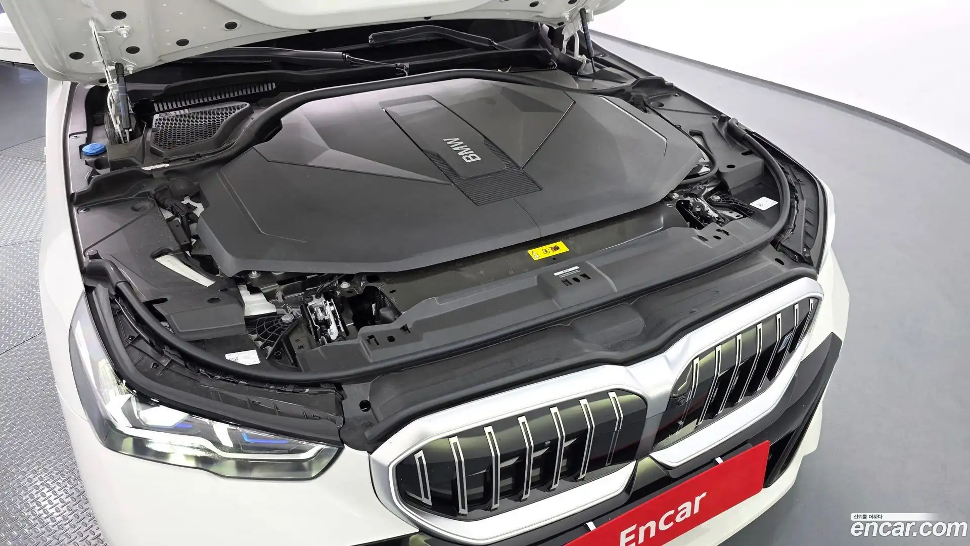 i5 BMW 2025.7-OUTER-006