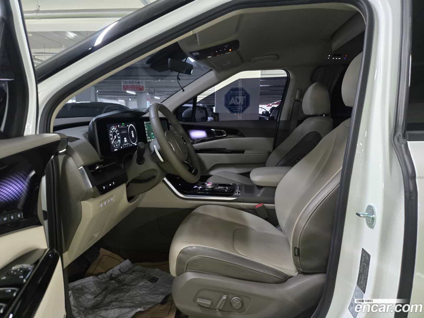 Canival Kia 2023.2-INNER-007