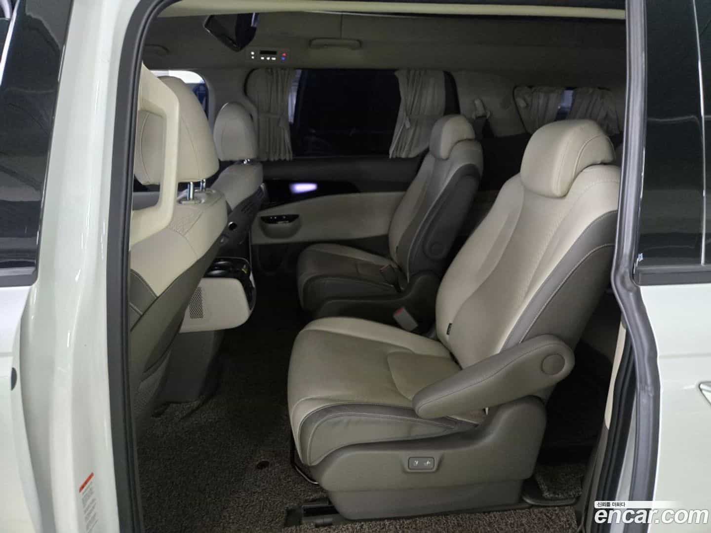 Canival Kia 2023.2-INNER-010