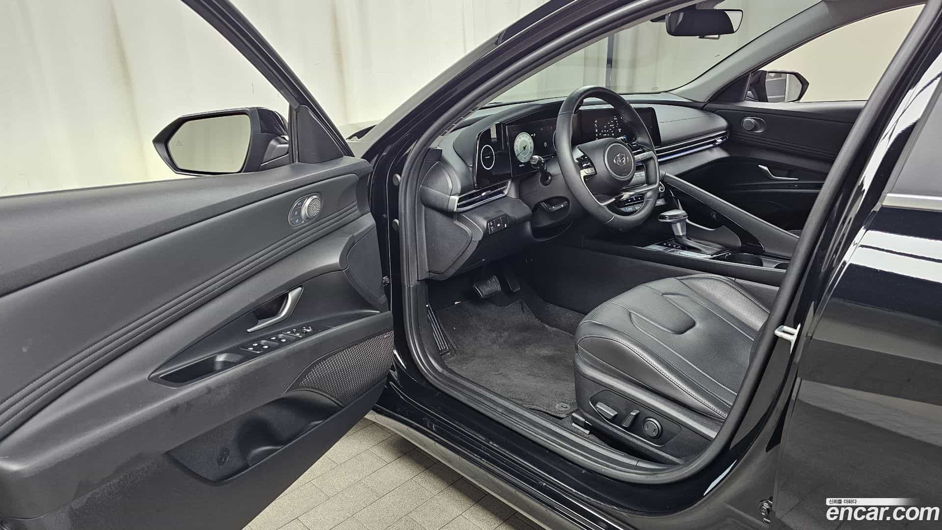 AVANTE Hyundai 2021.4-INNER-010