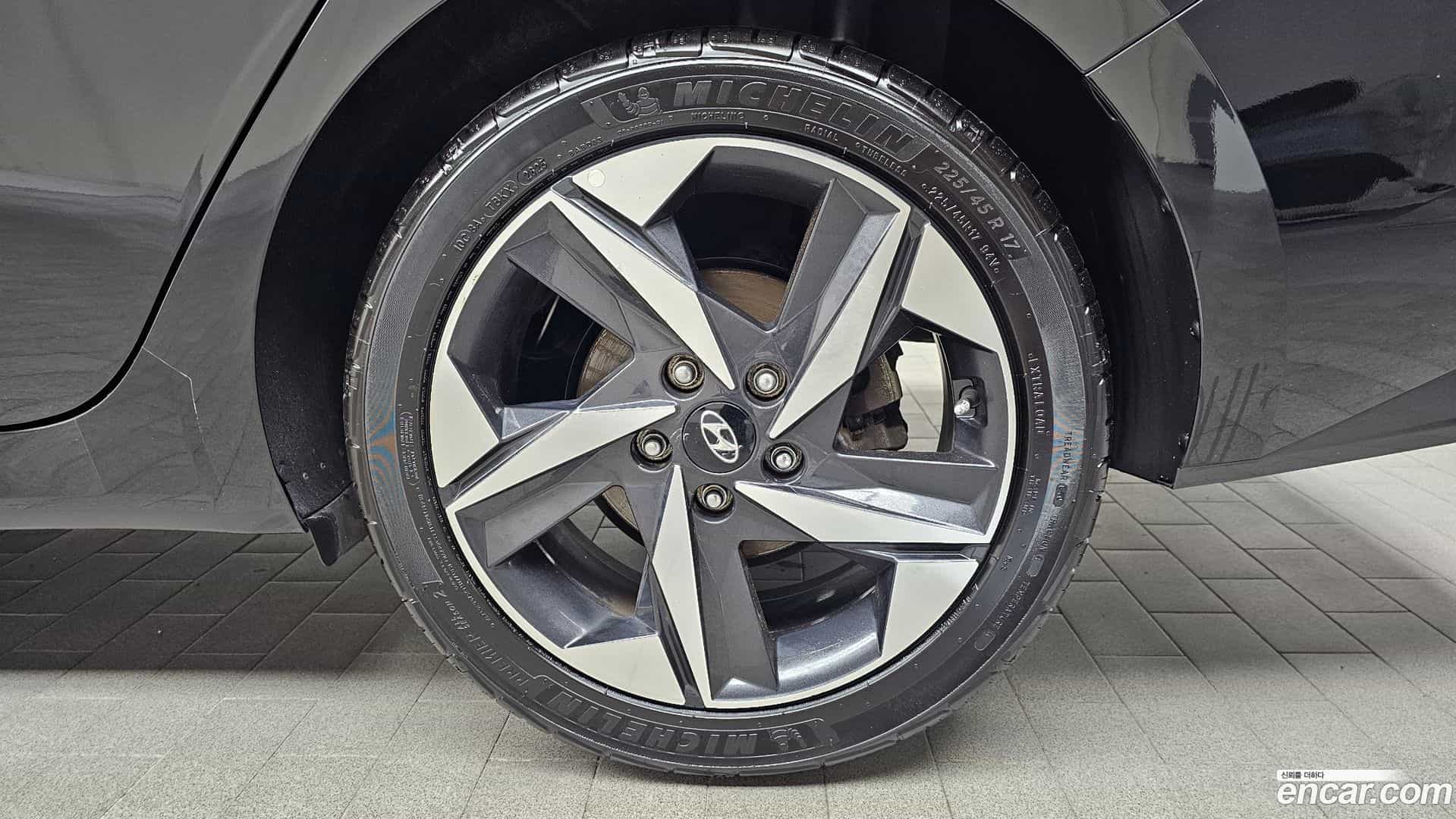 AVANTE Hyundai 2021.4-OUTER-031