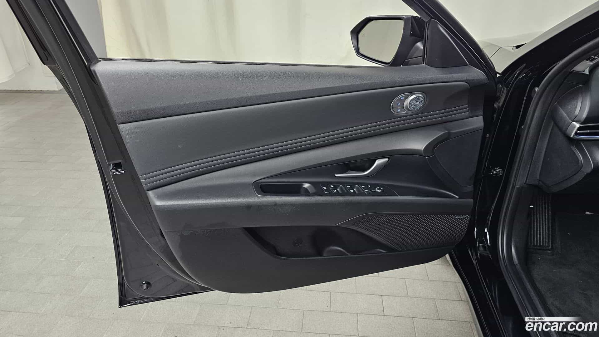 AVANTE Hyundai 2021.4-INNER-034