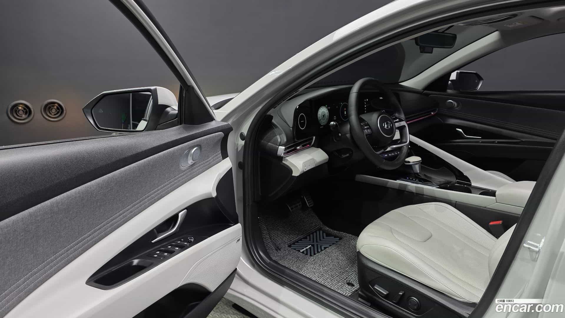AVANTE Hyundai 2020.8-INNER-010