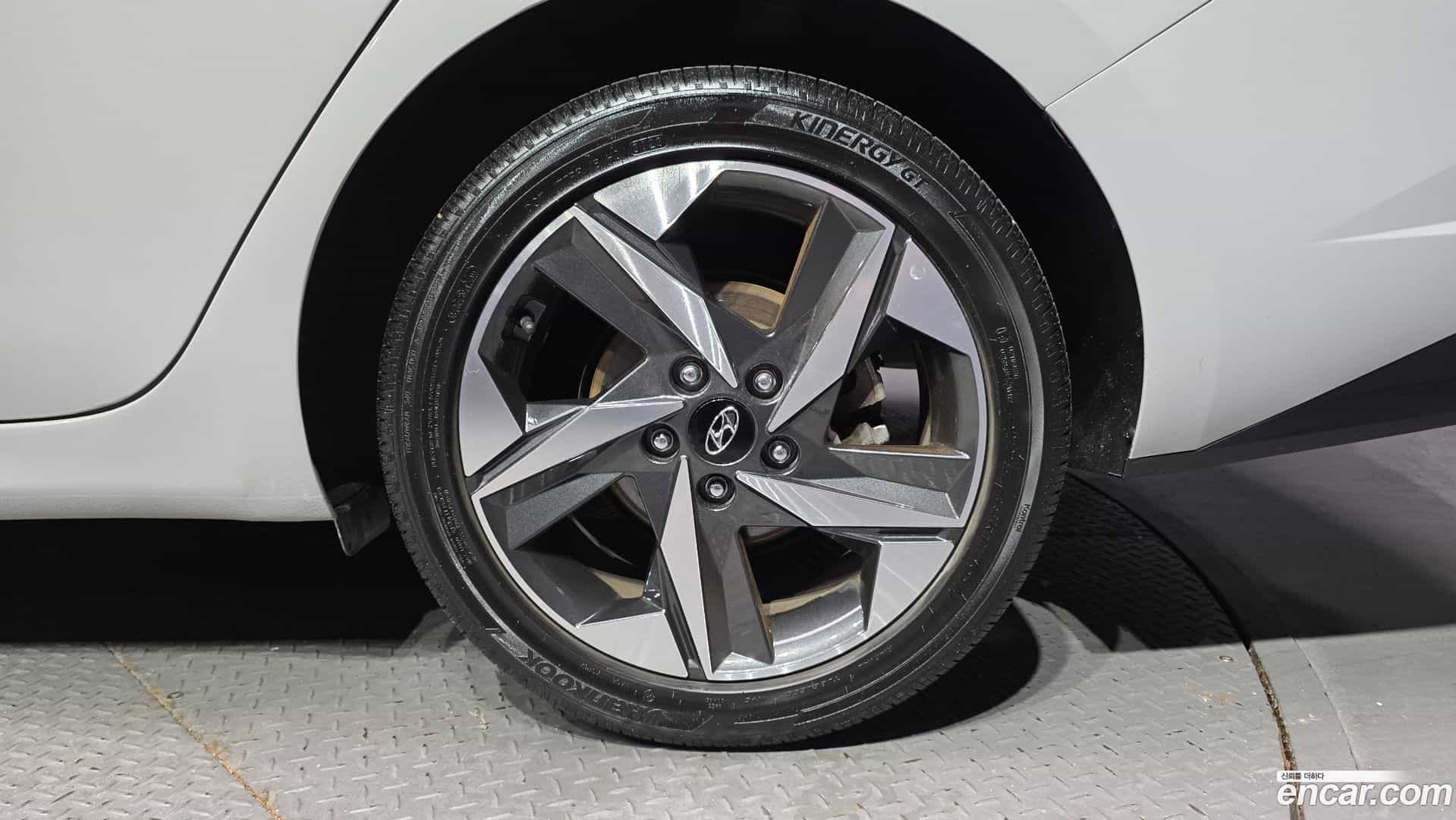 AVANTE Hyundai 2020.8-OUTER-031