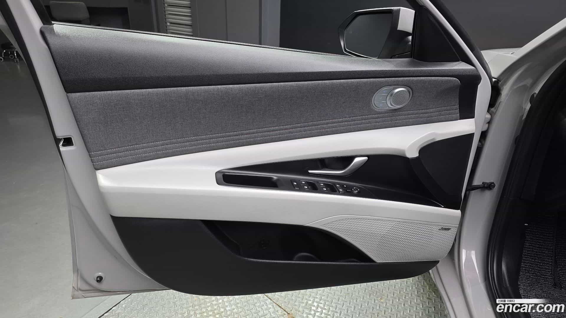 AVANTE Hyundai 2020.8-INNER-034