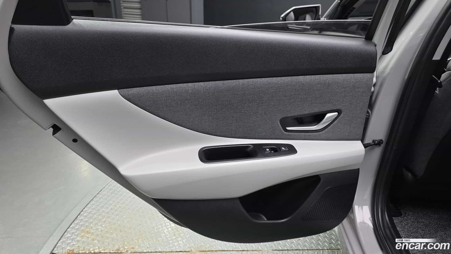 AVANTE Hyundai 2020.8-INNER-035