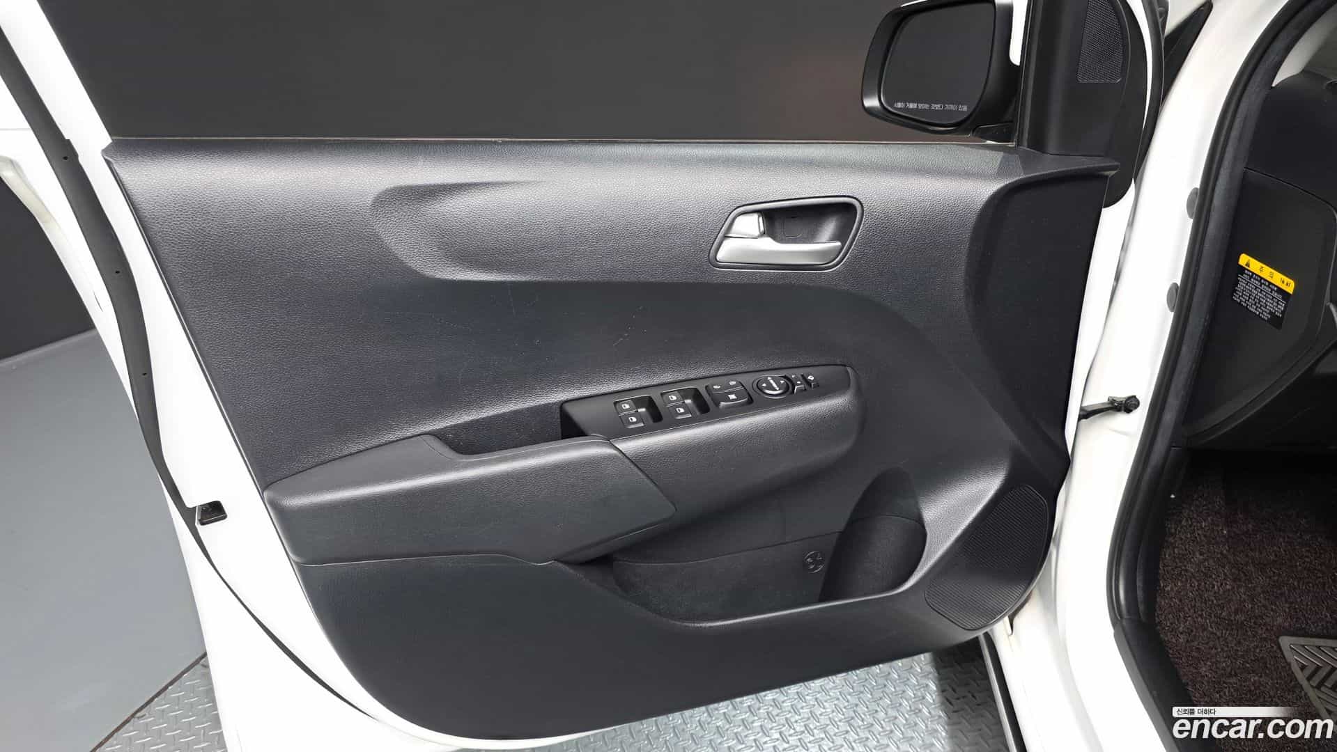 morning Kia 2023.4-INNER-034