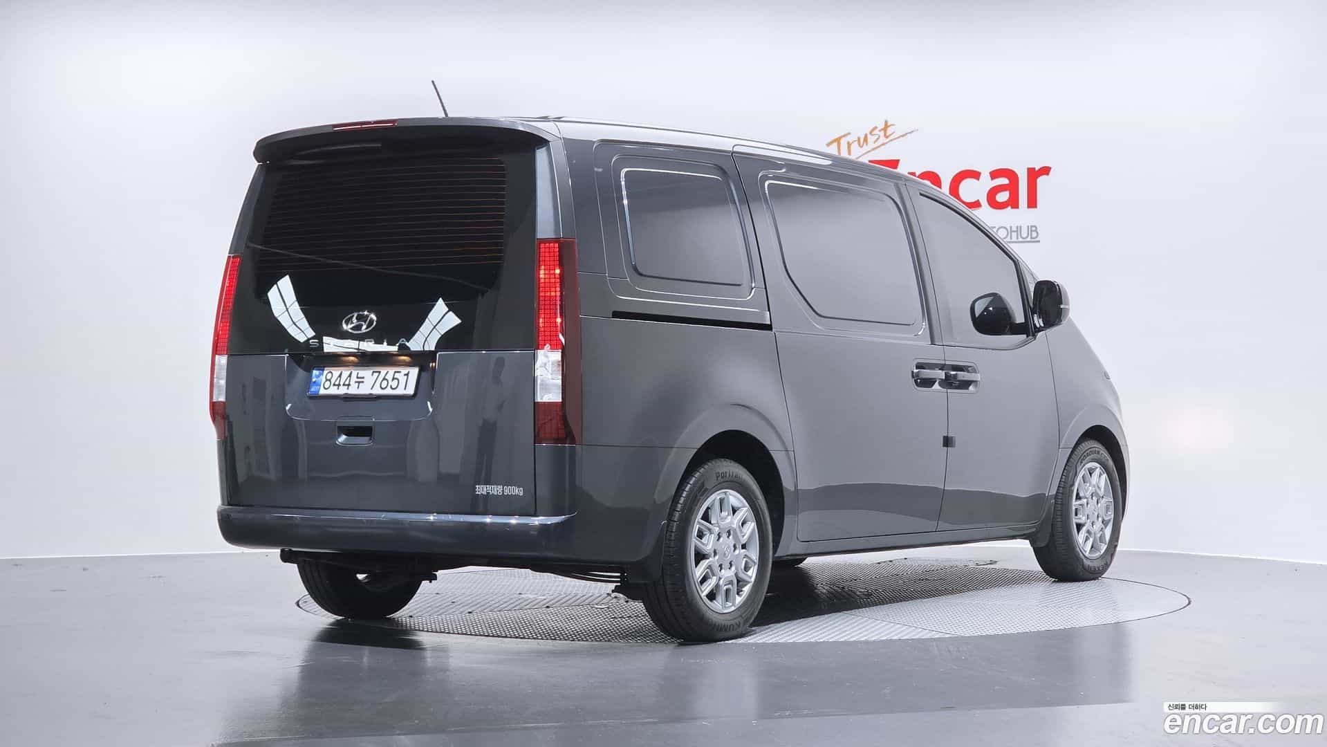 Staria Hyundai 2022.2-OUTER-002