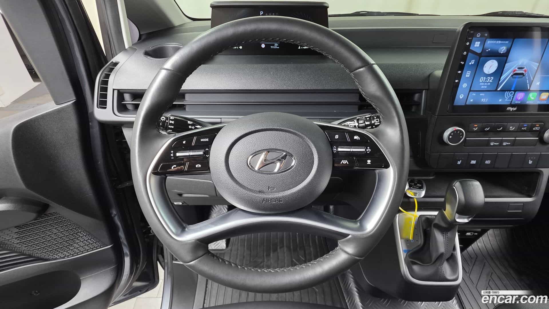 Staria Hyundai 2022.2-OPTION-018