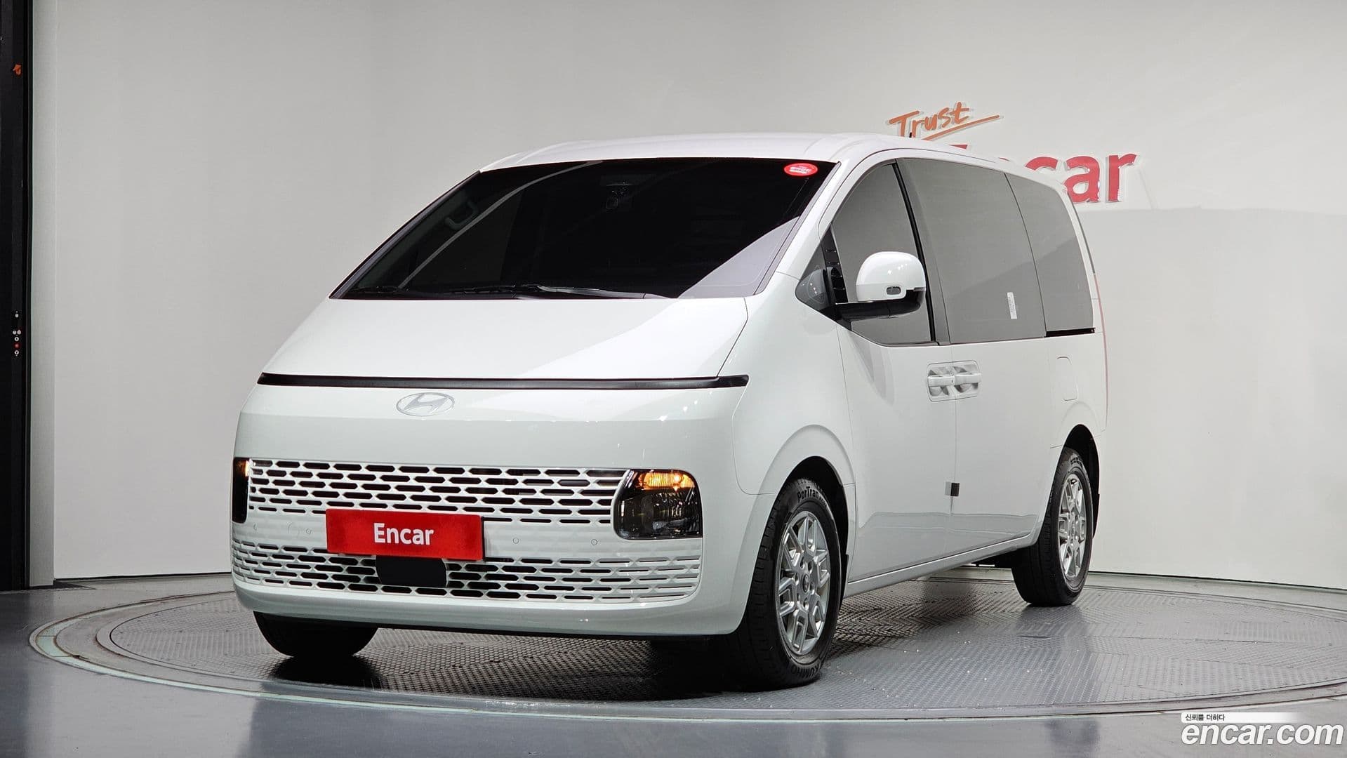 Main__Slider__Photo:Staria Hyundai 2024.4-0