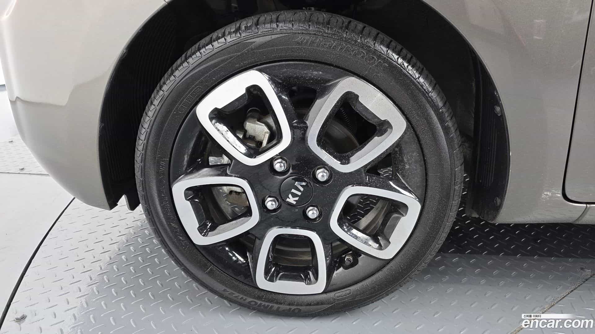 RAY Kia 2021.4-OUTER-005