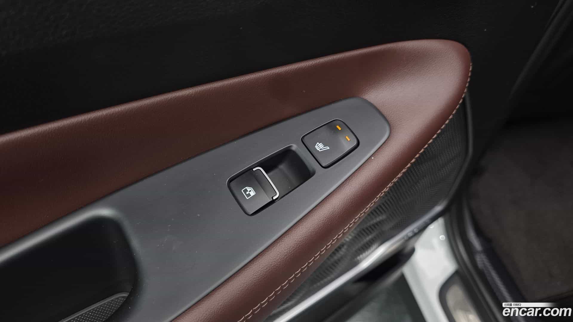 Santafe Hyundai 2018.8-OPTION-023