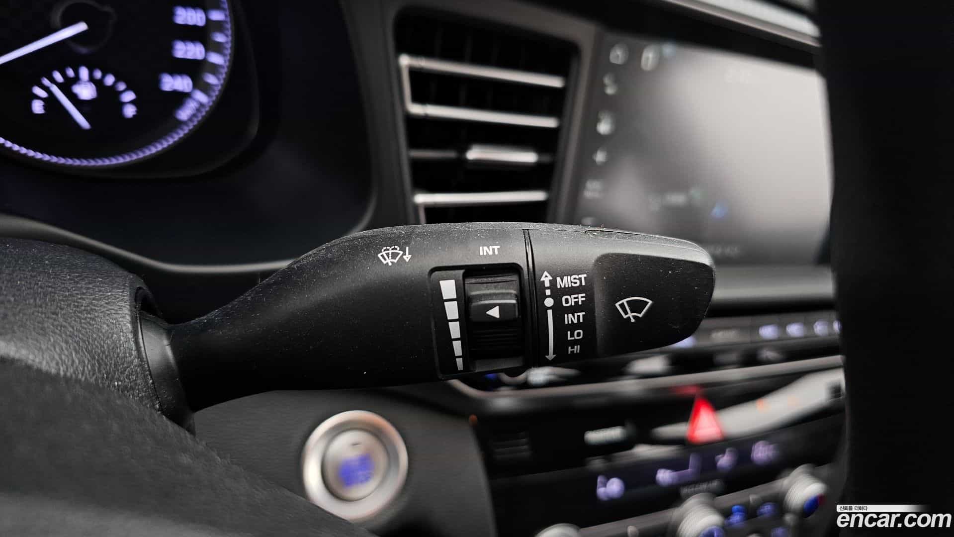 AVANTE Hyundai 2019.11-OPTION-022