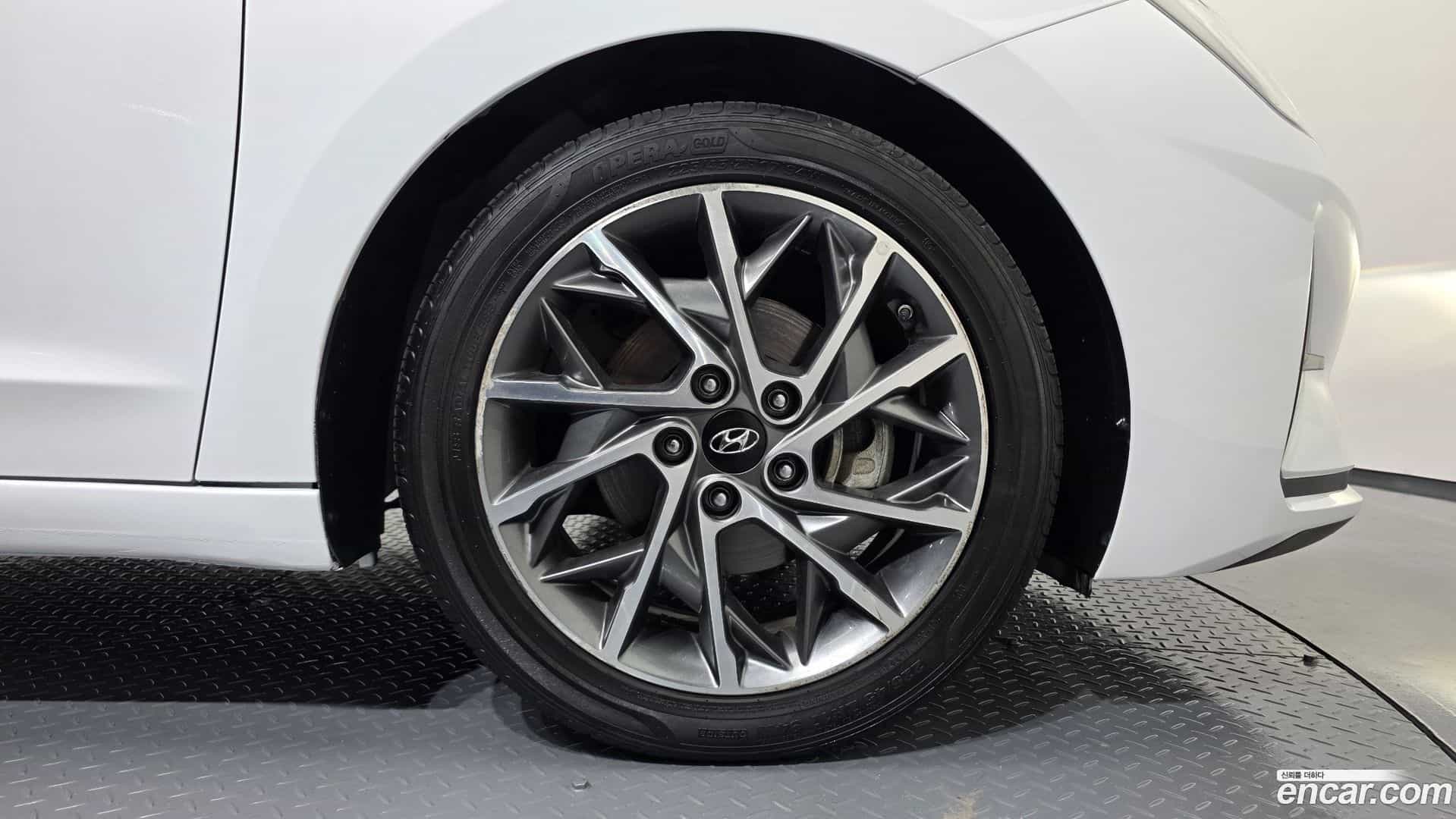 AVANTE Hyundai 2019.11-OUTER-031