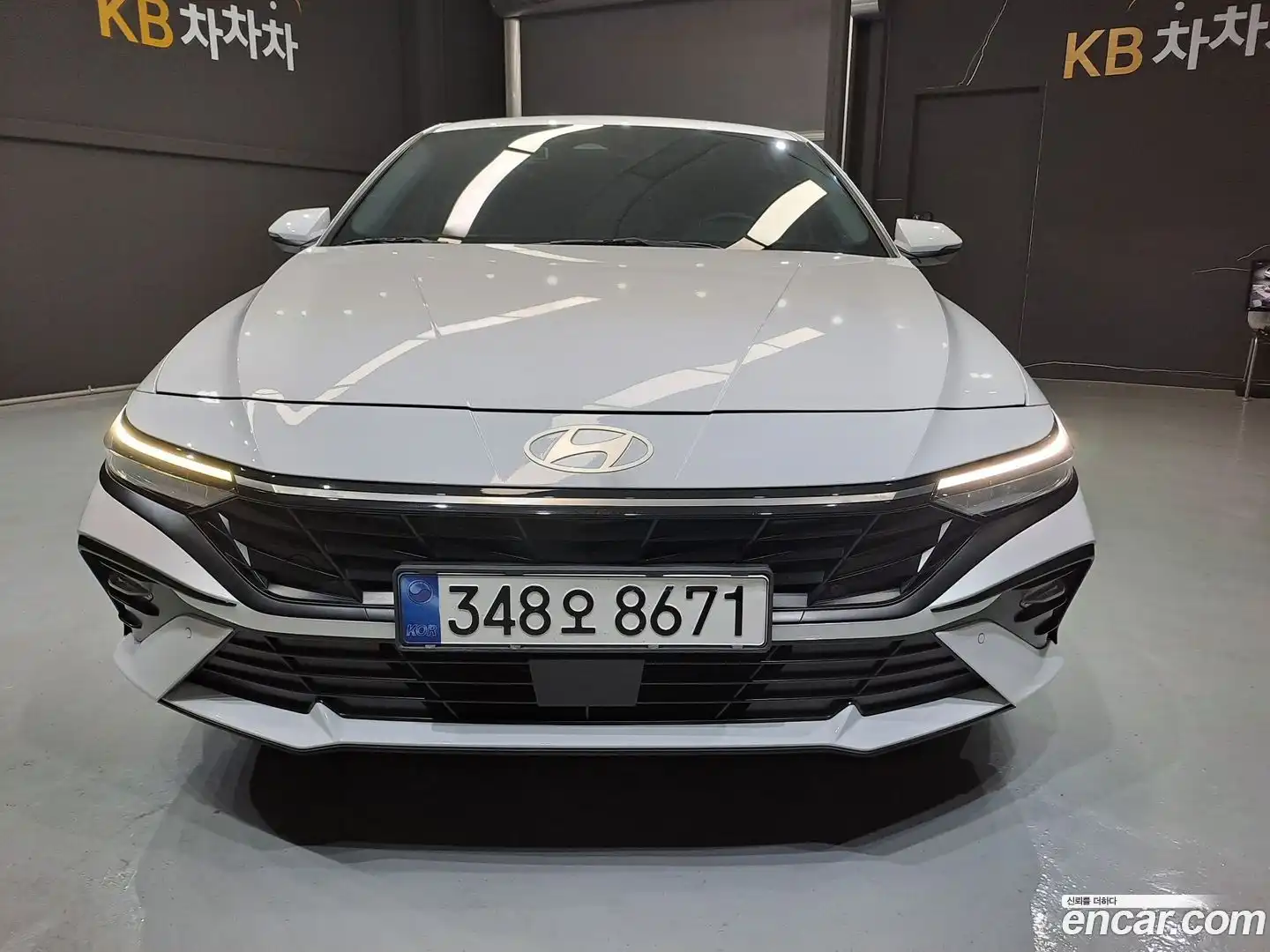 AVANTE Hyundai 2023.9-OUTER-002