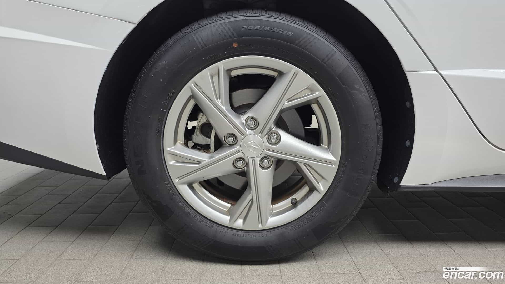 Sonata Hyundai 2019.6-OUTER-005