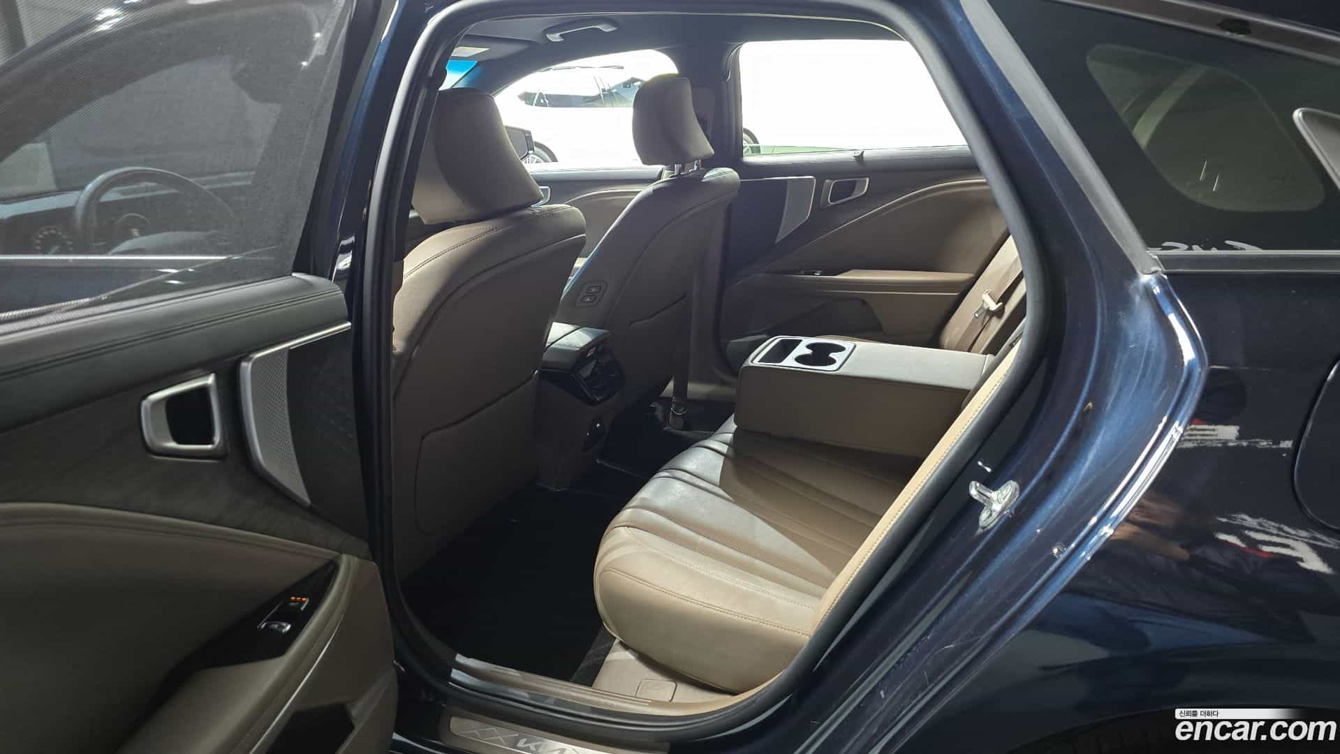 K8 Kia 2021.4-OPTION-015