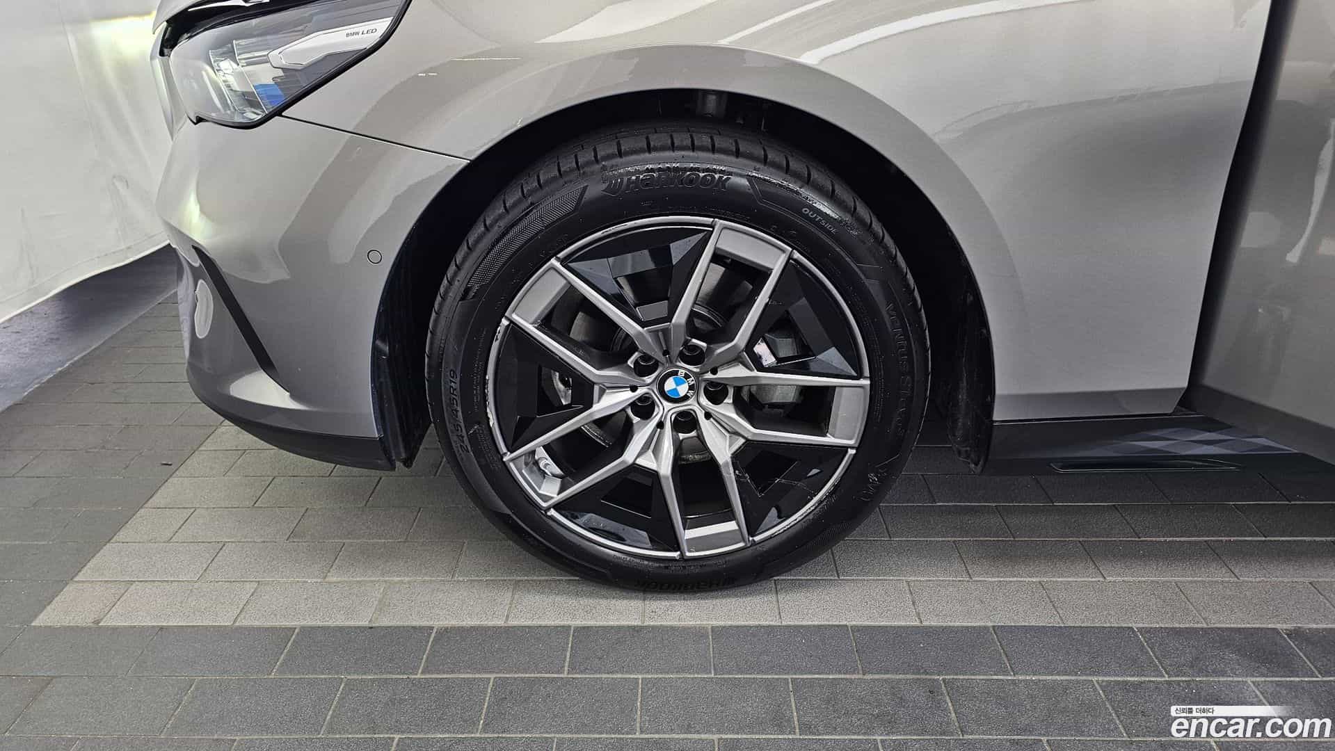 5-Series BMW 2025.8-OUTER-005