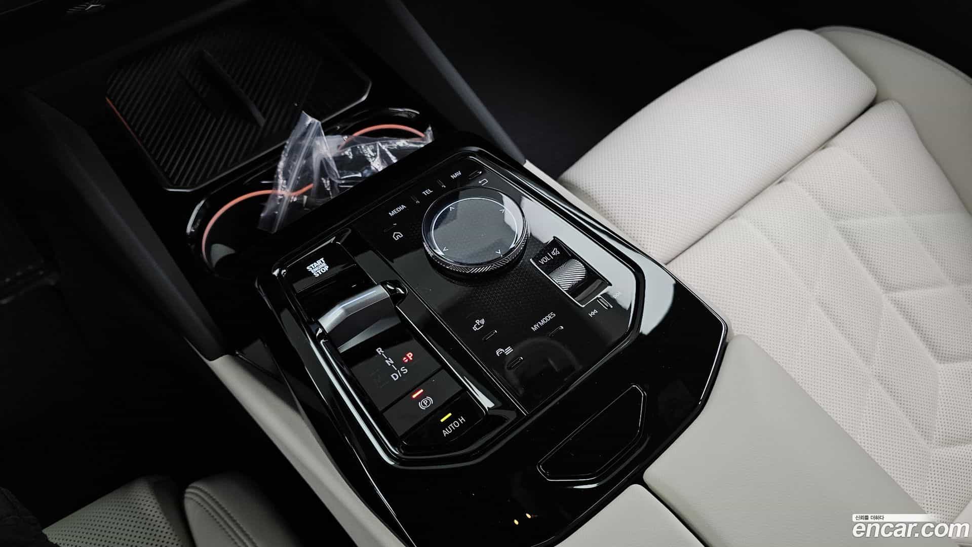 5-Series BMW 2025.8-INNER-009