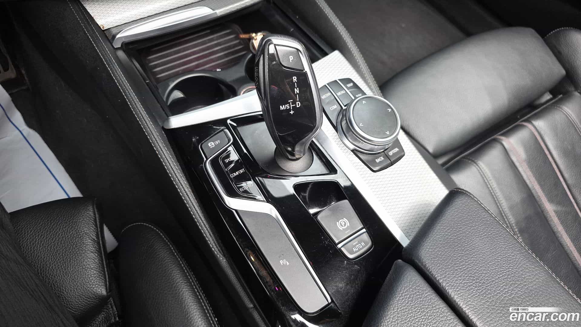 5-Series BMW 2017.2-INNER-009