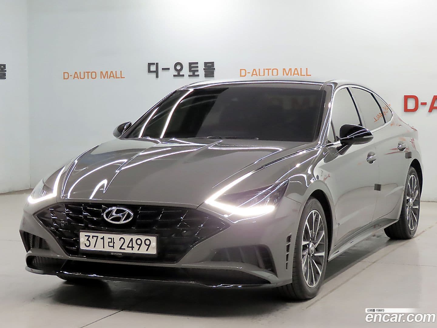 Main__Slider__Photo:Sonata Hyundai 2020.7-0