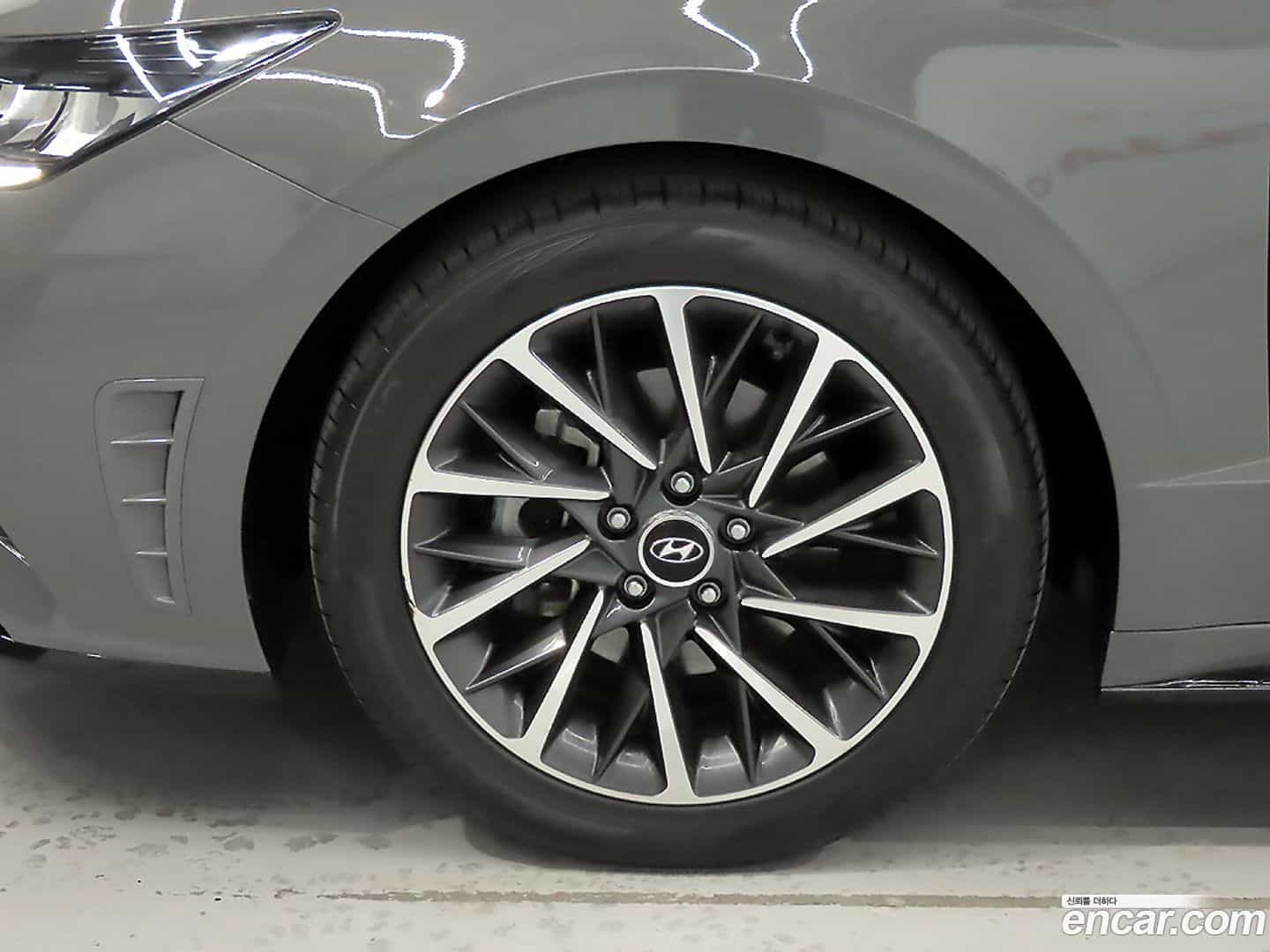 Sonata Hyundai 2020.7-OPTION-024