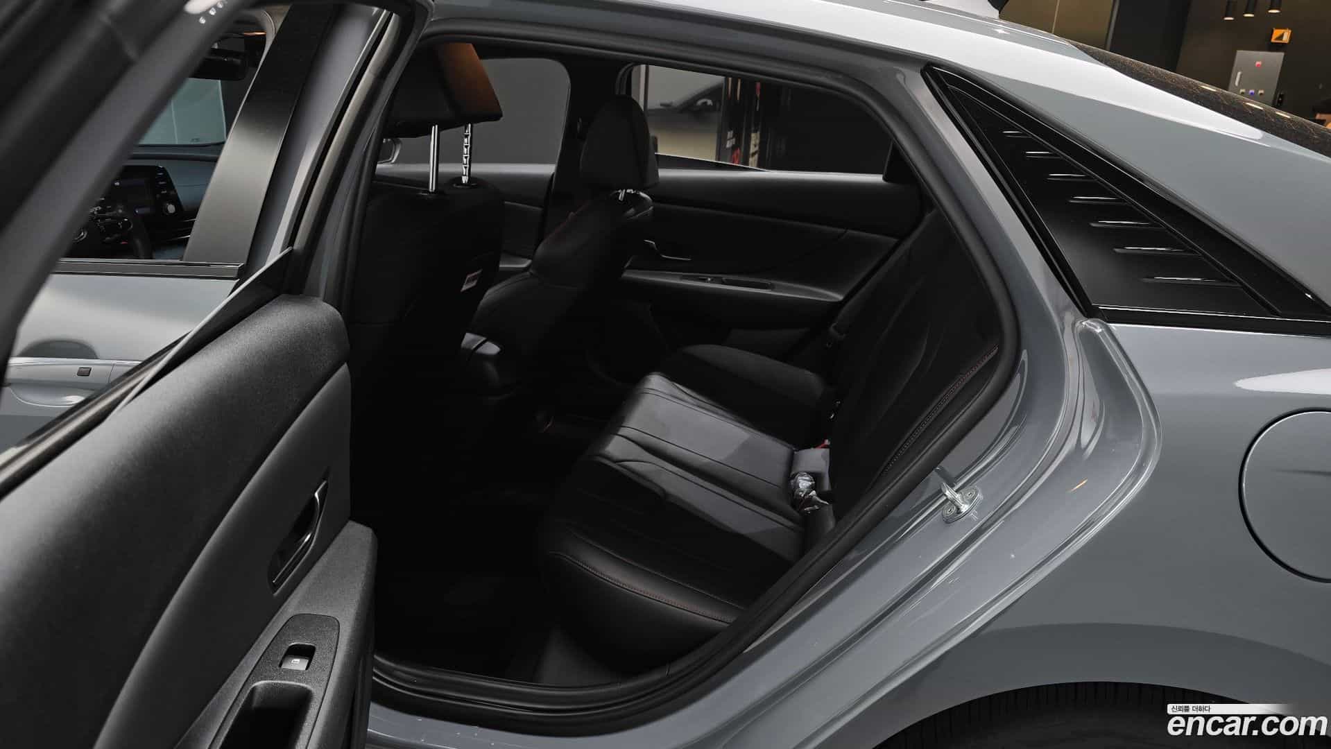 AVANTE Hyundai 2021.3-OPTION-016
