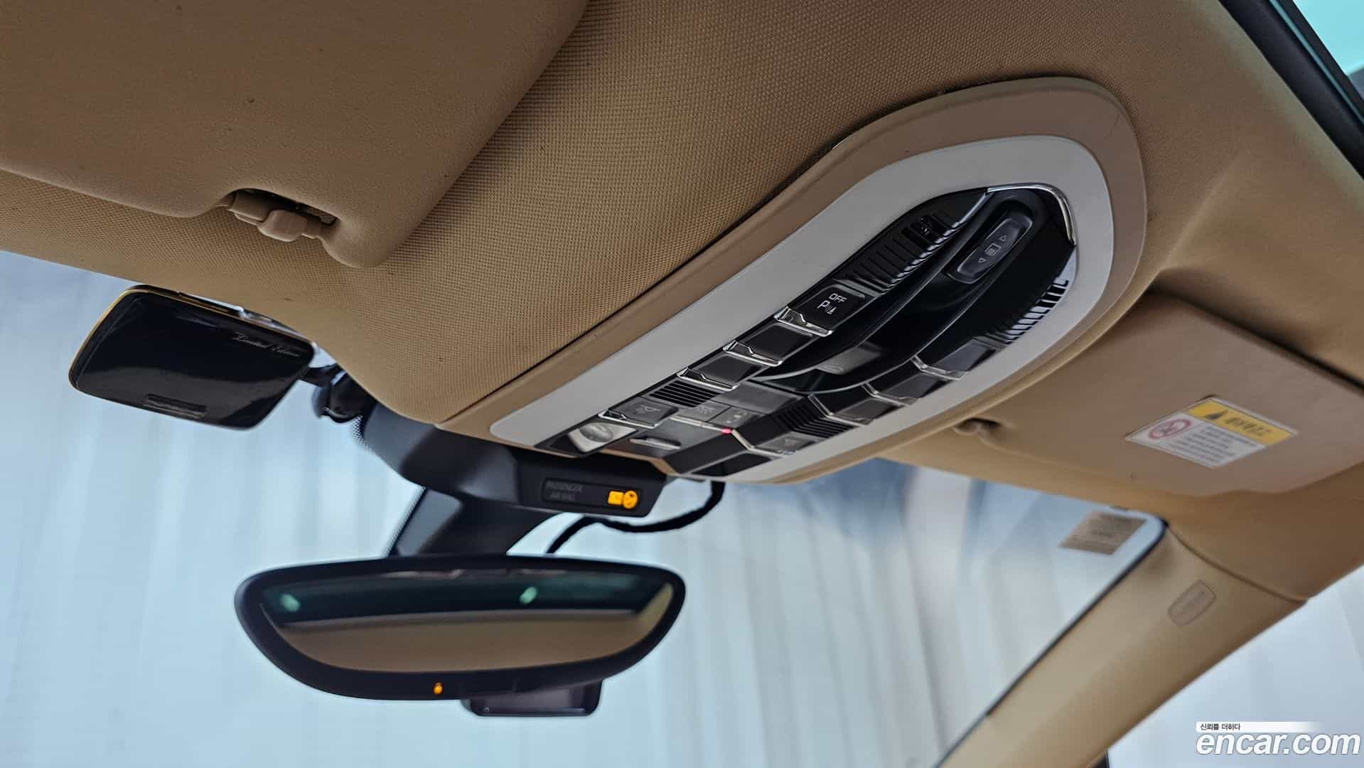 Macan Porsche 2015.5-OPTION-021