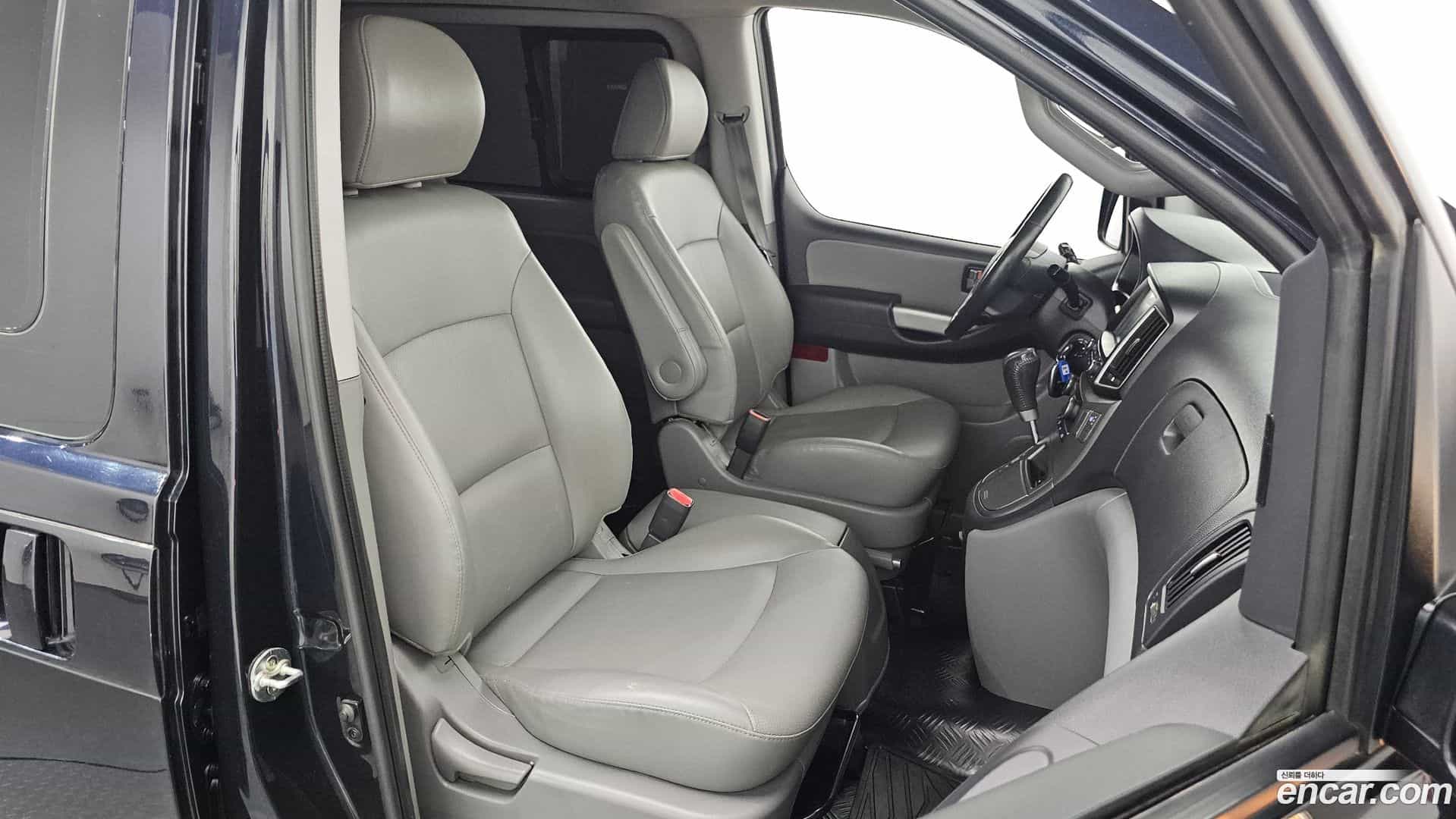 Starex Hyundai 2020.11-OPTION-015