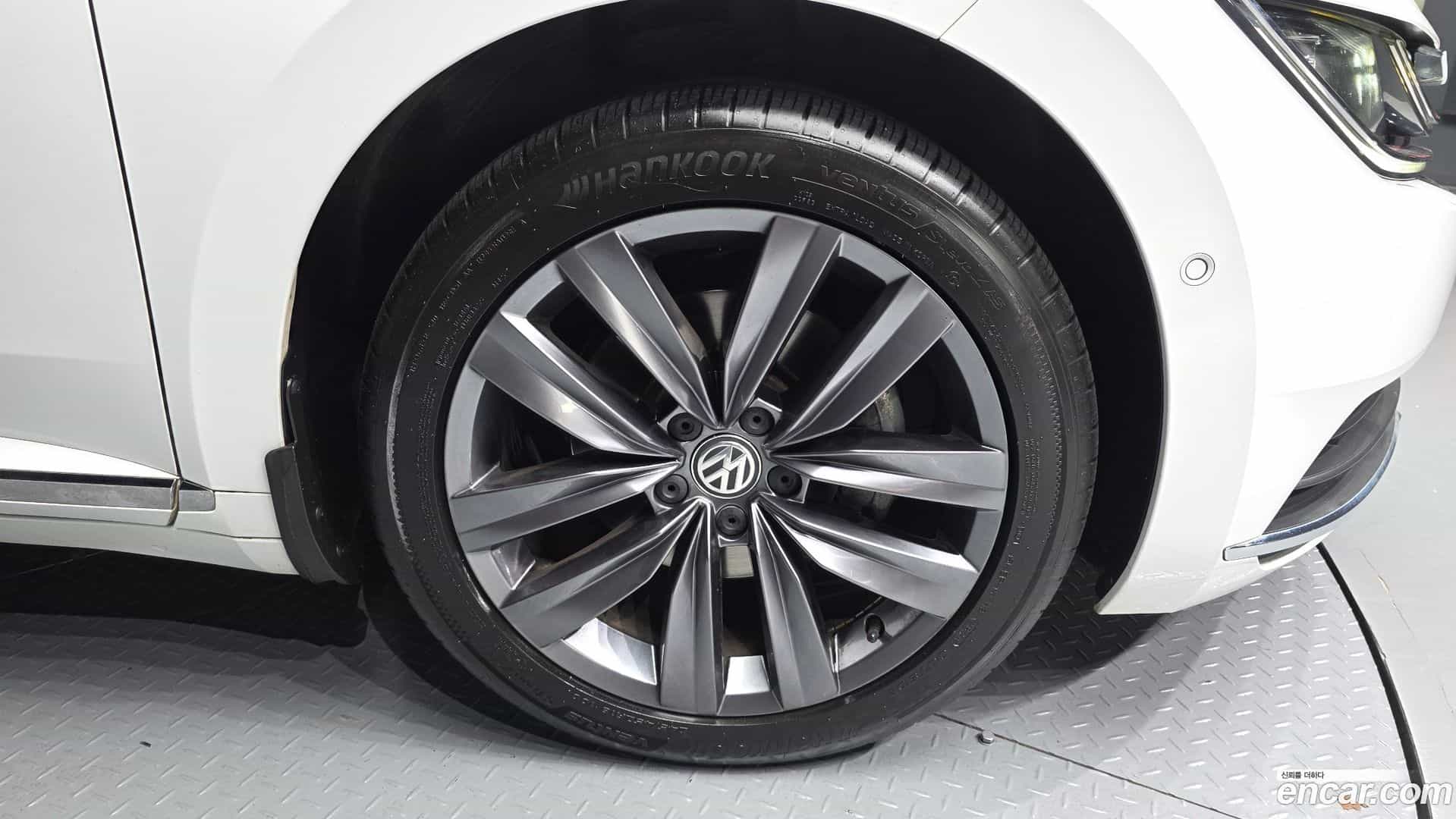 Arteon Volkswagen 2020.11-OUTER-031
