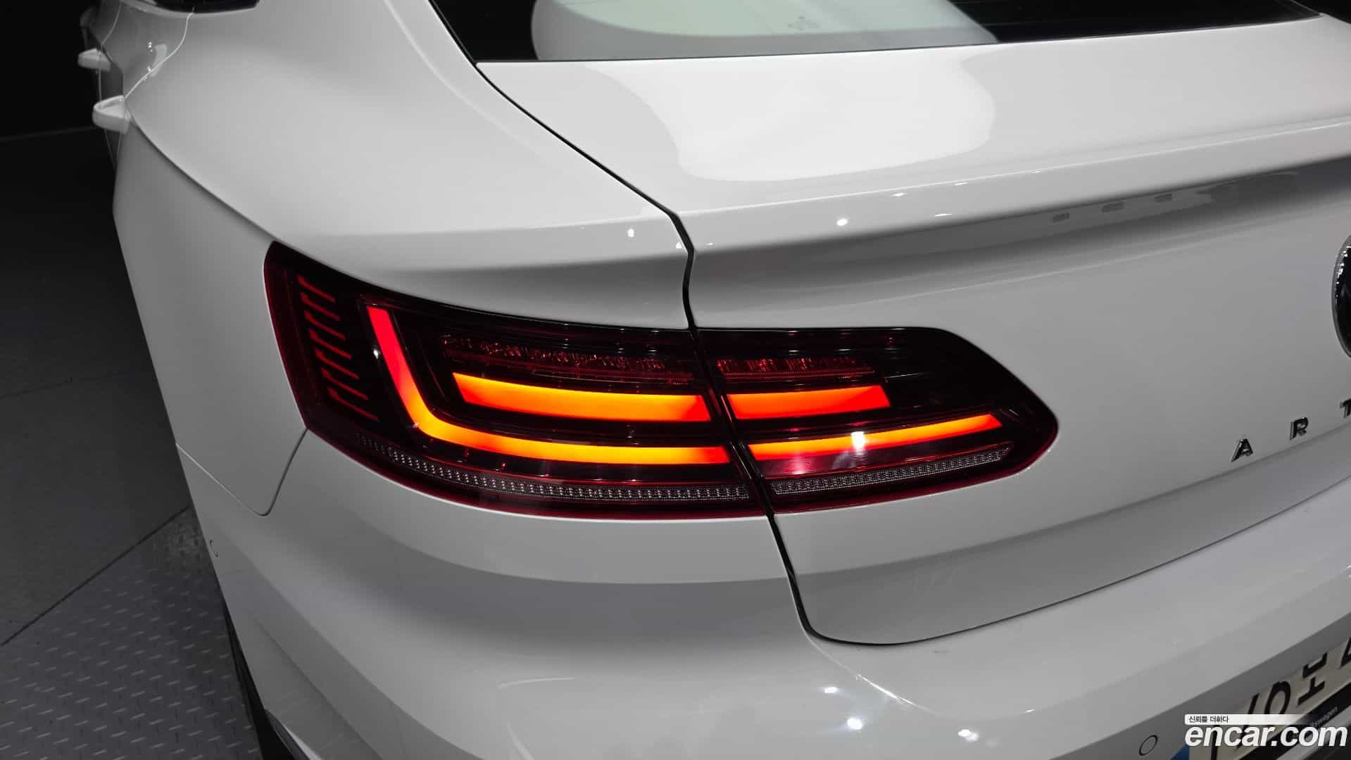 Arteon Volkswagen 2020.11-OUTER-033
