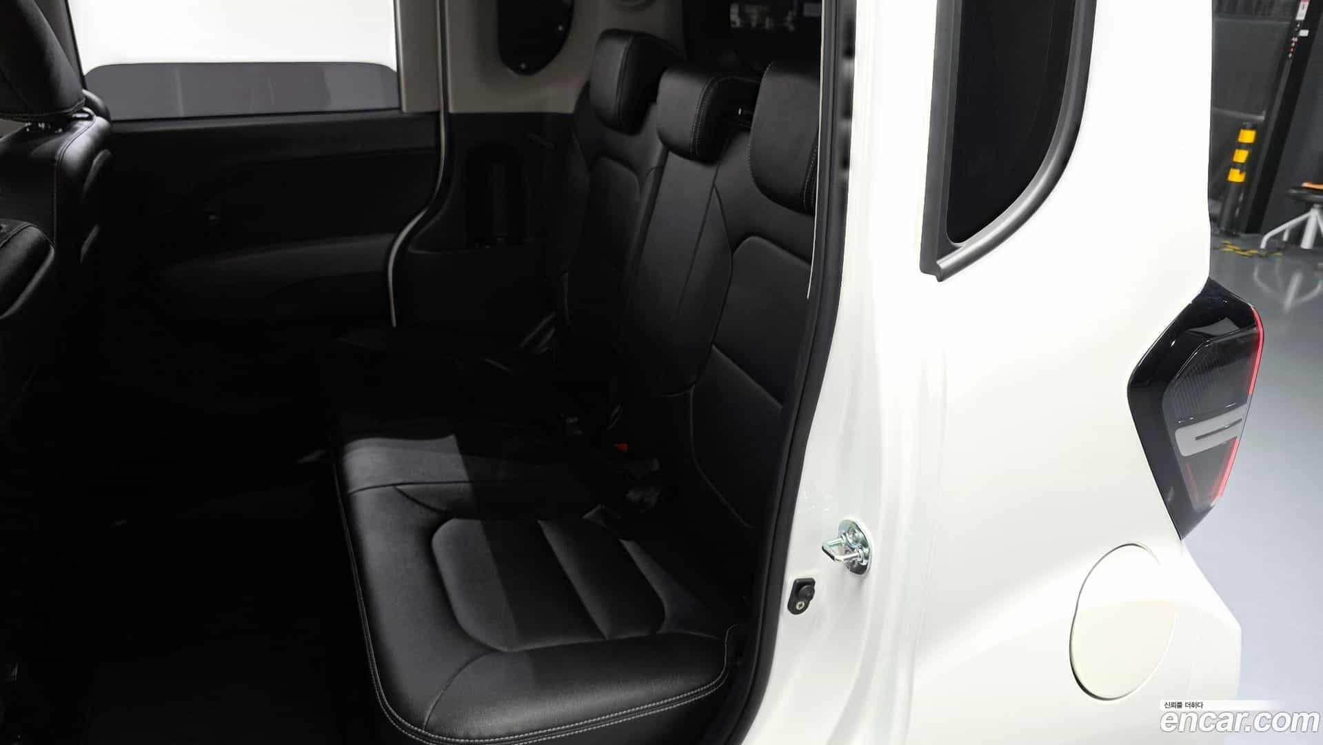 RAY Kia 2024.1-INNER-036