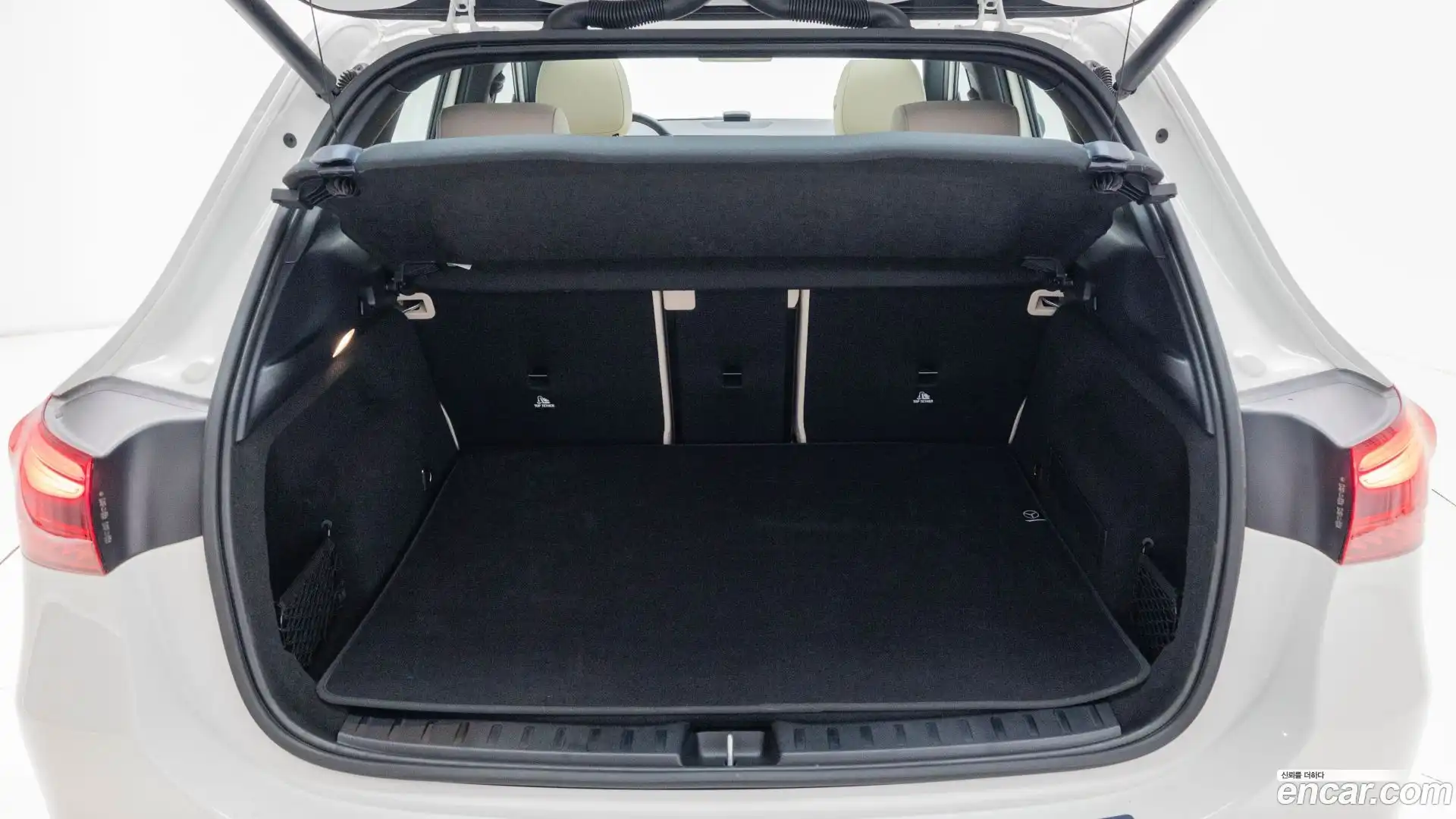 EQA Mercedes-Benz 2025.9-OPTION-015
