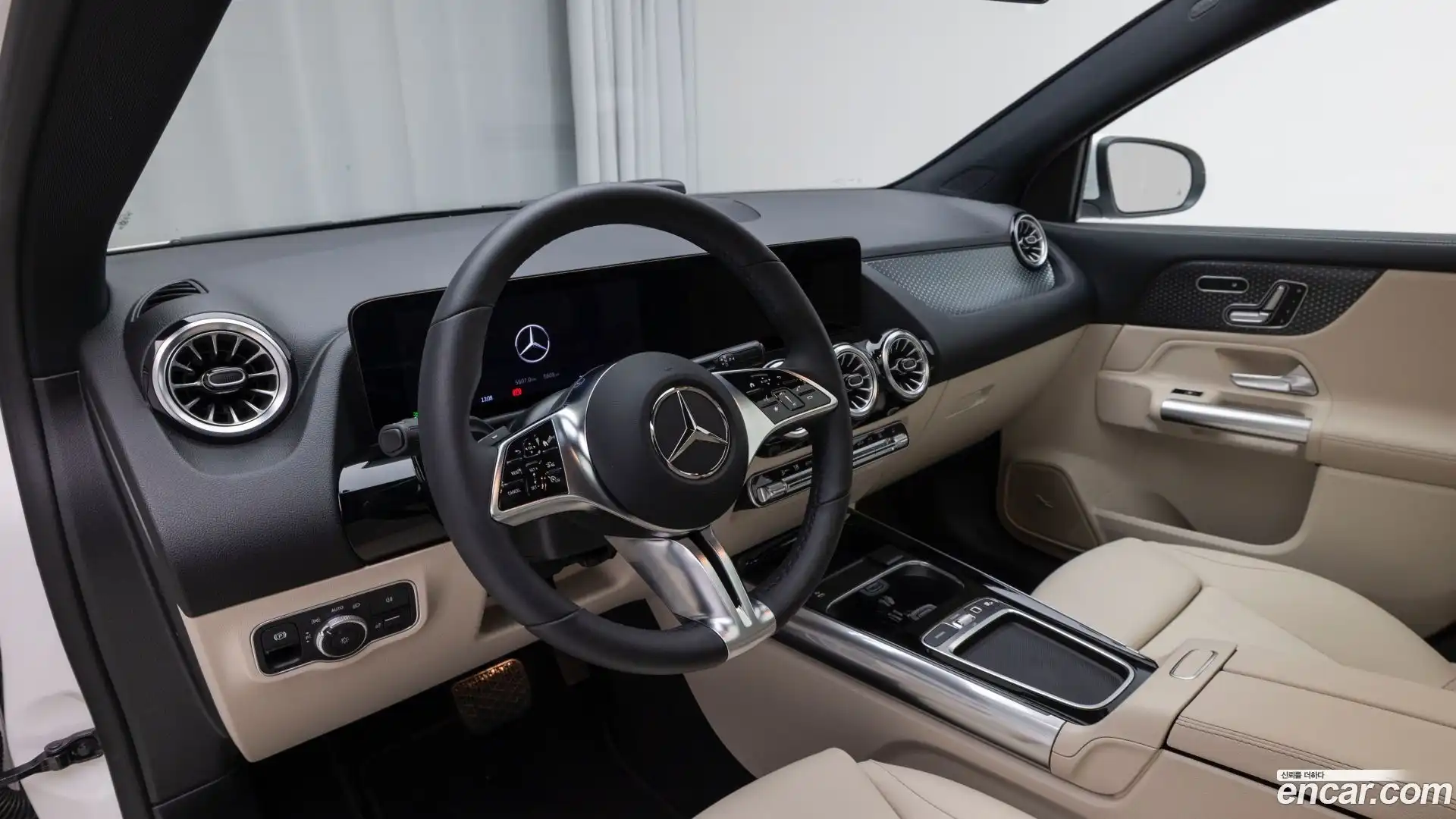 EQA Mercedes-Benz 2025.9-OPTION-017