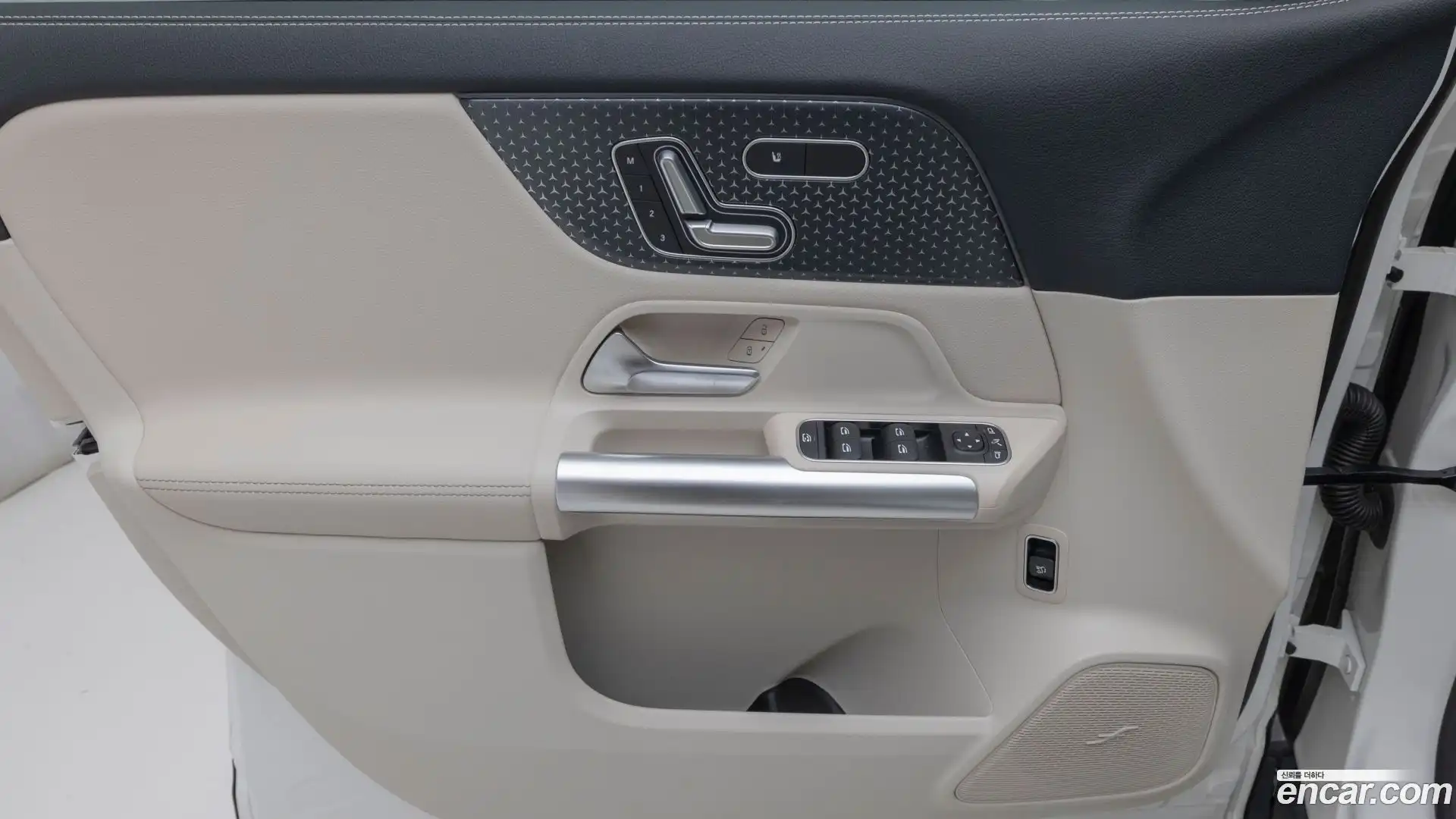 EQA Mercedes-Benz 2025.9-OPTION-019