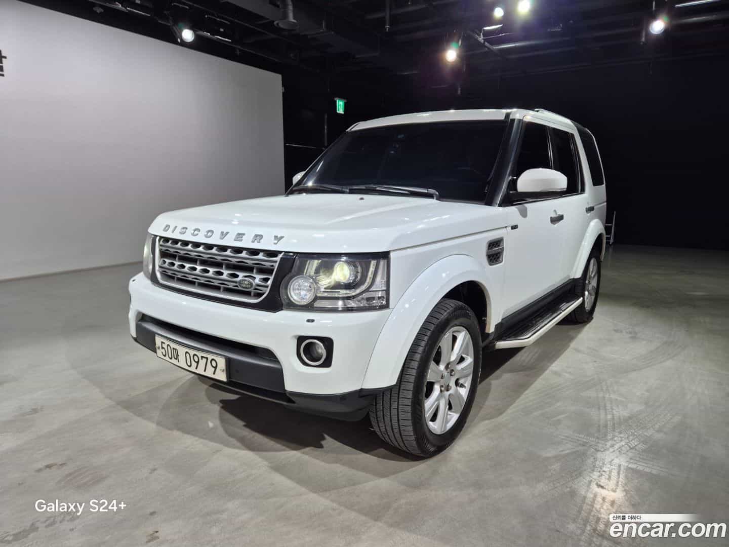 Discovery Land Rover 2015.10-OUTER-002