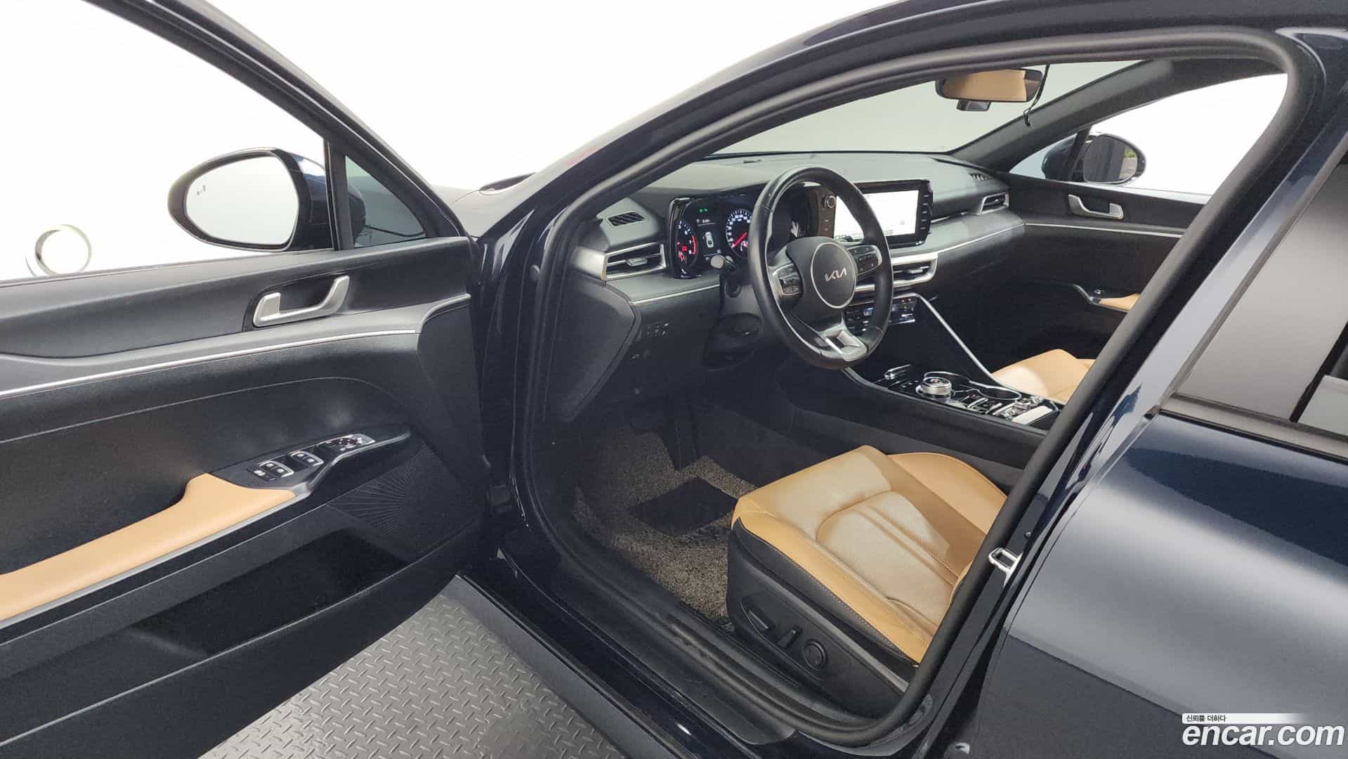 K5 Kia 2023.3-INNER-010