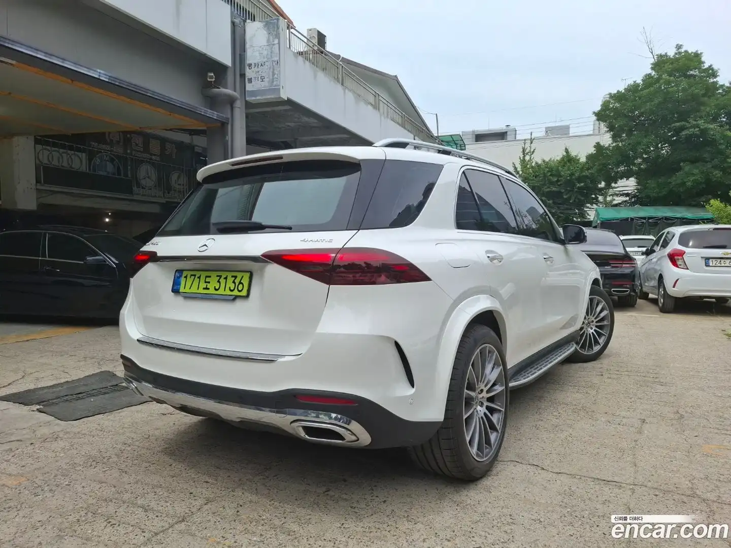 GLE-Class Mercedes-Benz 2025.4-OUTER-003