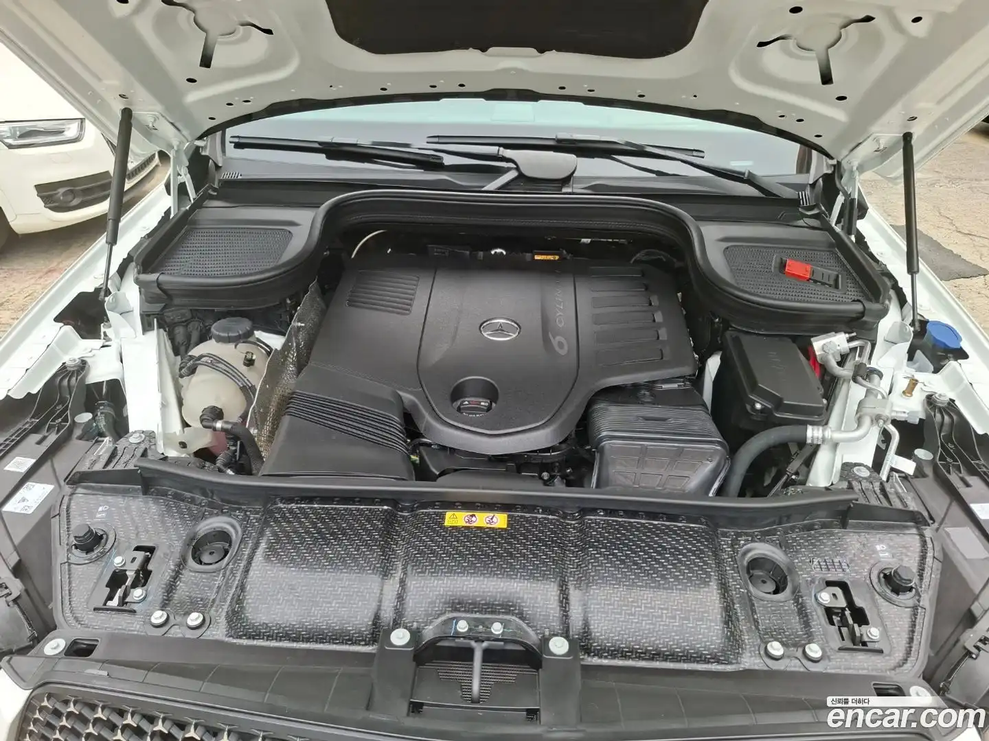 GLE-Class Mercedes-Benz 2025.4-OPTION-016