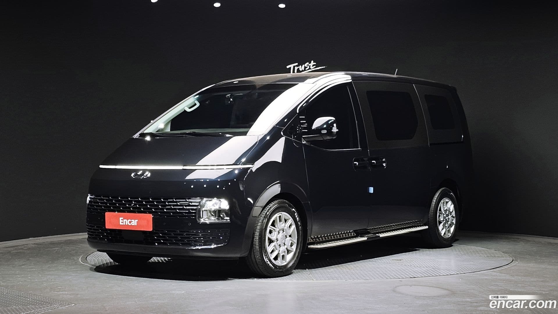 Main__Slider__Photo:Staria Hyundai 2022.9-0